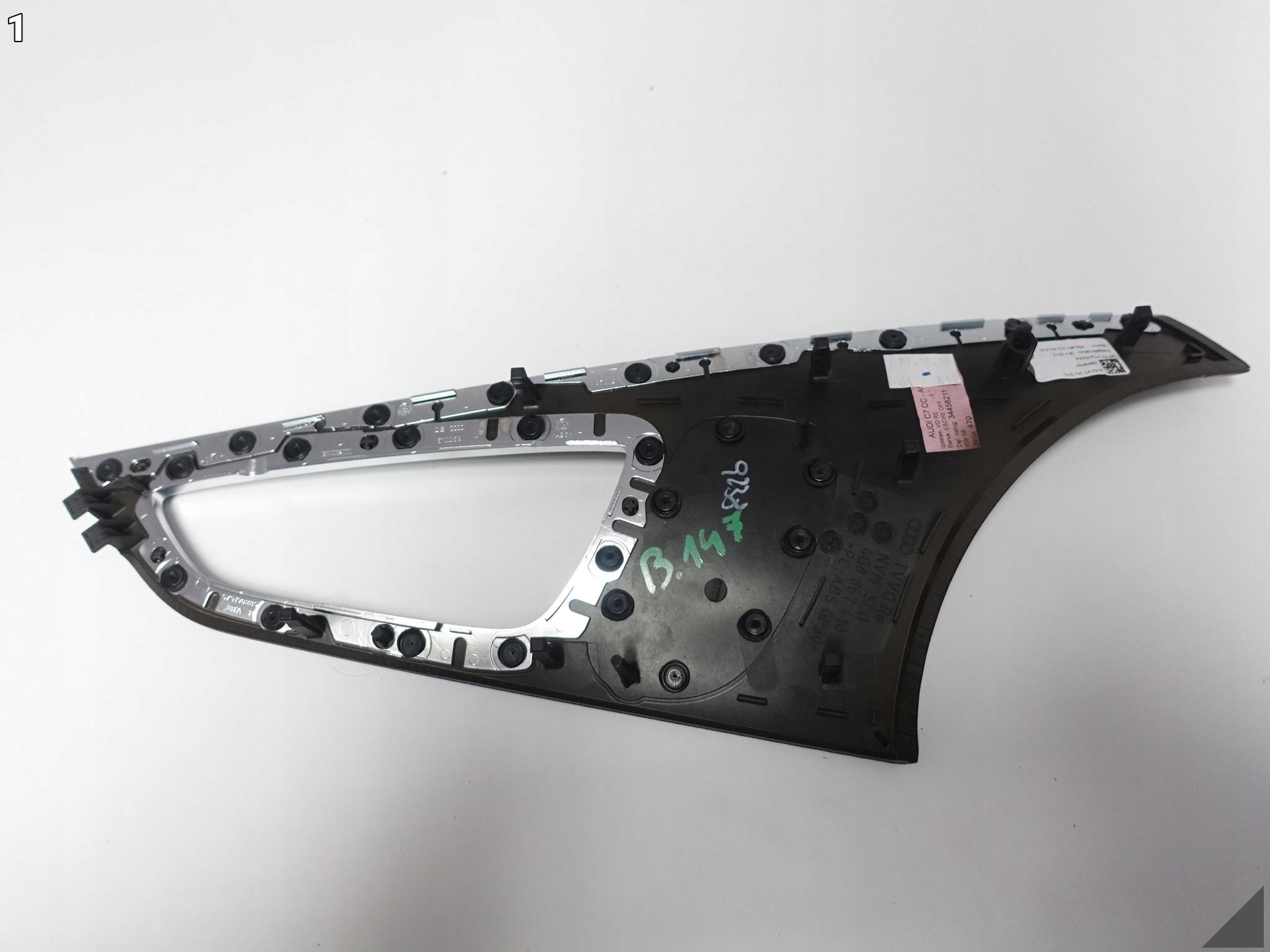 AUDI A7 S7 RS7 4G8 C7 LIFT 10-18 OSŁONA DEKOR DRZWI PRAWA PRZÓD DREWNO AJ3 AUDI A7 S7 RS7 4G8 C7 LIFT 10-18 OSŁONA DEKOR DRZWI PRAWA PRZÓD DREWNO AJ3 - obrazek 2