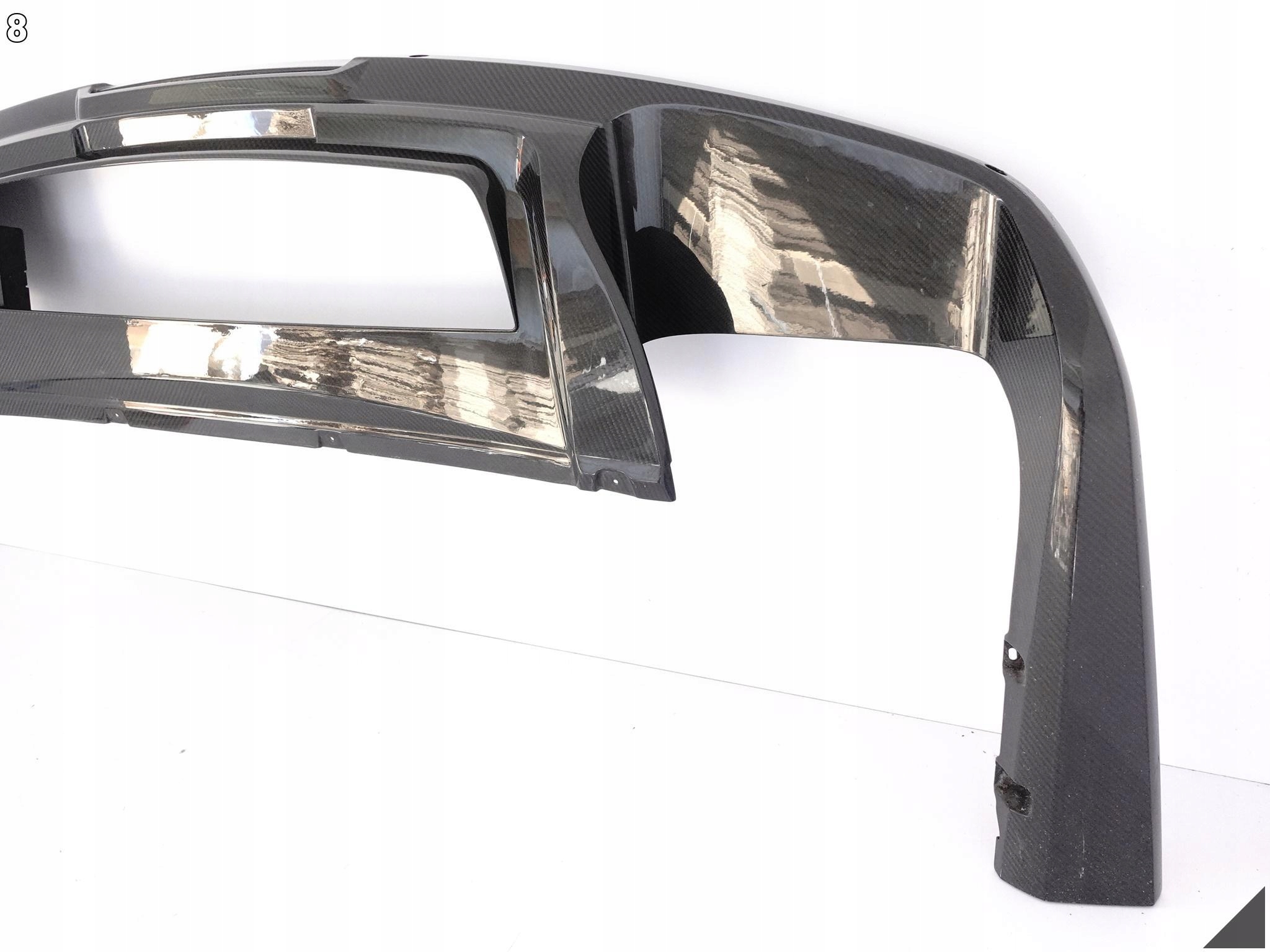 BENTLEY BENTAYGA 36A 15- CARBON ZDERZAK SPOILER DYFUZOR TYŁ USZKODZONY BENTLEY BENTAYGA 36A 15- CARBON ZDERZAK SPOILER DYFUZOR TYŁ USZKODZONY - obrazek 9