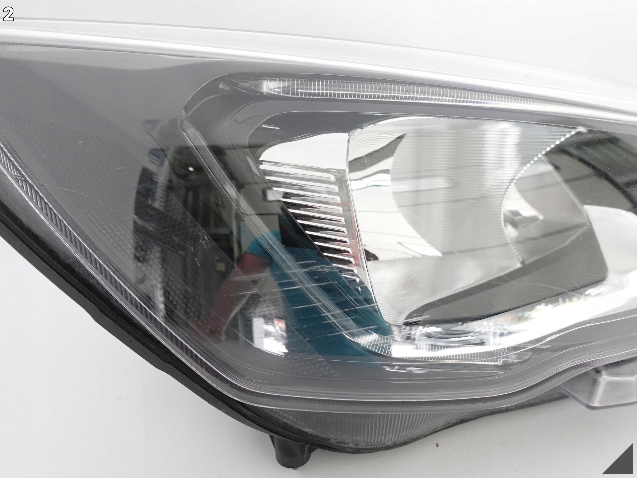 FORD FOCUS IV MK4 18- LAMPA ZWYKŁA+LED PRAWA EU FORD FOCUS IV MK4 18- LAMPA ZWYKŁA+LED PRAWA EU - obrazek 3