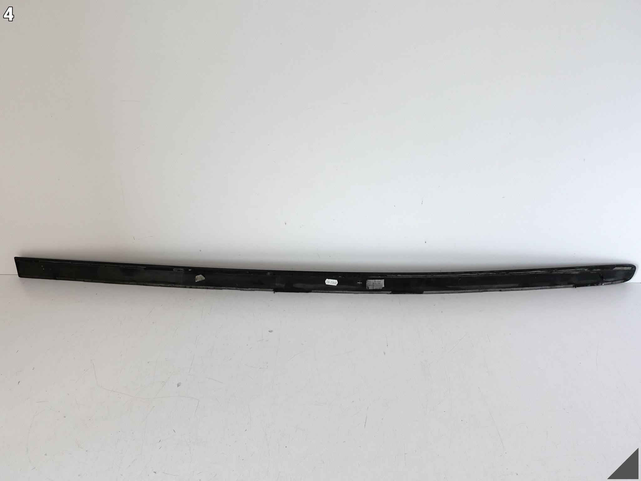 VOLVO C70 II LIFT 05-13 LISTWA NAKŁADKA NA DRZWI OZDOBNA PRAWA PRZÓD VOLVO C70 II LIFT 05-13 LISTWA NAKŁADKA NA DRZWI OZDOBNA PRAWA PRZÓD - obrazek 5