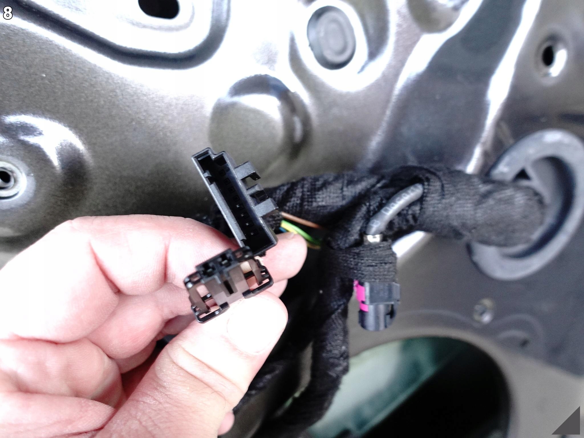 AUDI A8 S8 D4 4H0 09-17 LIFT DRZWI LEWE PRZÓD Z SZYBĄ DEMONTAŻ KOLOR:4N4N AUDI A8 S8 D4 4H0 09-17 LIFT DRZWI LEWE PRZÓD Z SZYBĄ DEMONTAŻ KOLOR:4N4N - obrazek 9