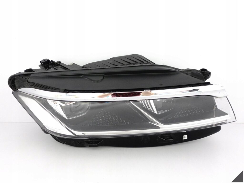 VW TOUAREG 3 III 760 761 CR7 18- LAMPA FULL LED PRAWA PRZÓD EUROPA*036B* VW TOUAREG 3 III 760 761 CR7 18- LAMPA FULL LED PRAWA PRZÓD EUROPA*036B*
