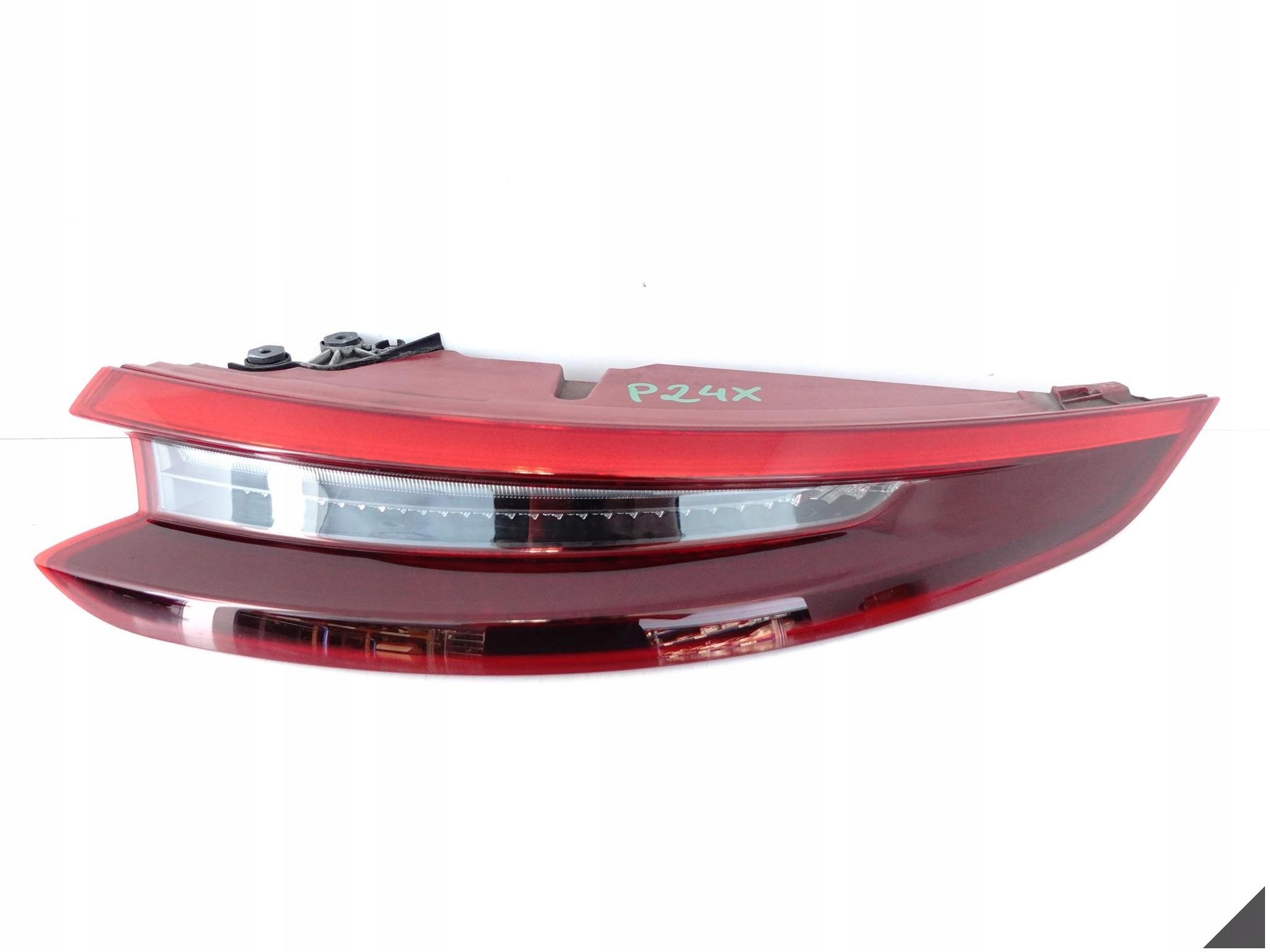 PORSCHE 991 LIFT TURBO / GT3 MK2 16-19 LAMPA LED PRAWA TYŁ EUROPA CIEMNA PORSCHE 991 LIFT TURBO / GT3 MK2 16-19 LAMPA LED PRAWA TYŁ EUROPA CIEMNA