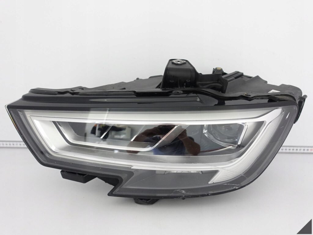 AUDI A3 S3 RS3 8V0 LIFT 16-19 FULL LED MATRIX LAMPA LEWA PRZÓD EUROPA *035* AUDI A3 S3 RS3 8V0 LIFT 16-19 FULL LED MATRIX LAMPA LEWA PRZÓD EUROPA *035*