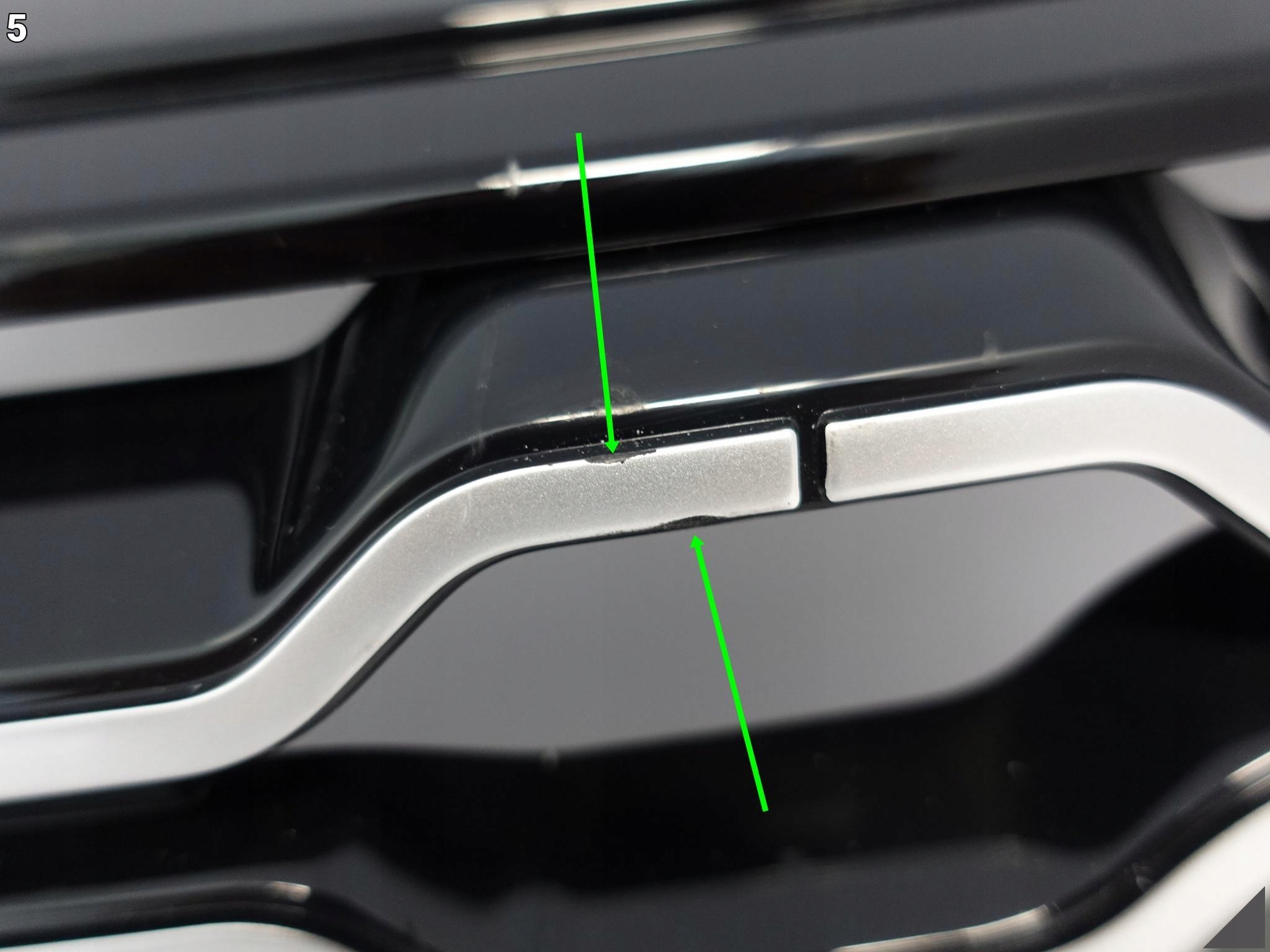 RANGE ROVER EVOQUE II L551 18- ZDERZAK GRILL ATRAPA KRATKA PRZÓD RANGE ROVER EVOQUE II L551 18- ZDERZAK GRILL ATRAPA KRATKA PRZÓD - obrazek 6