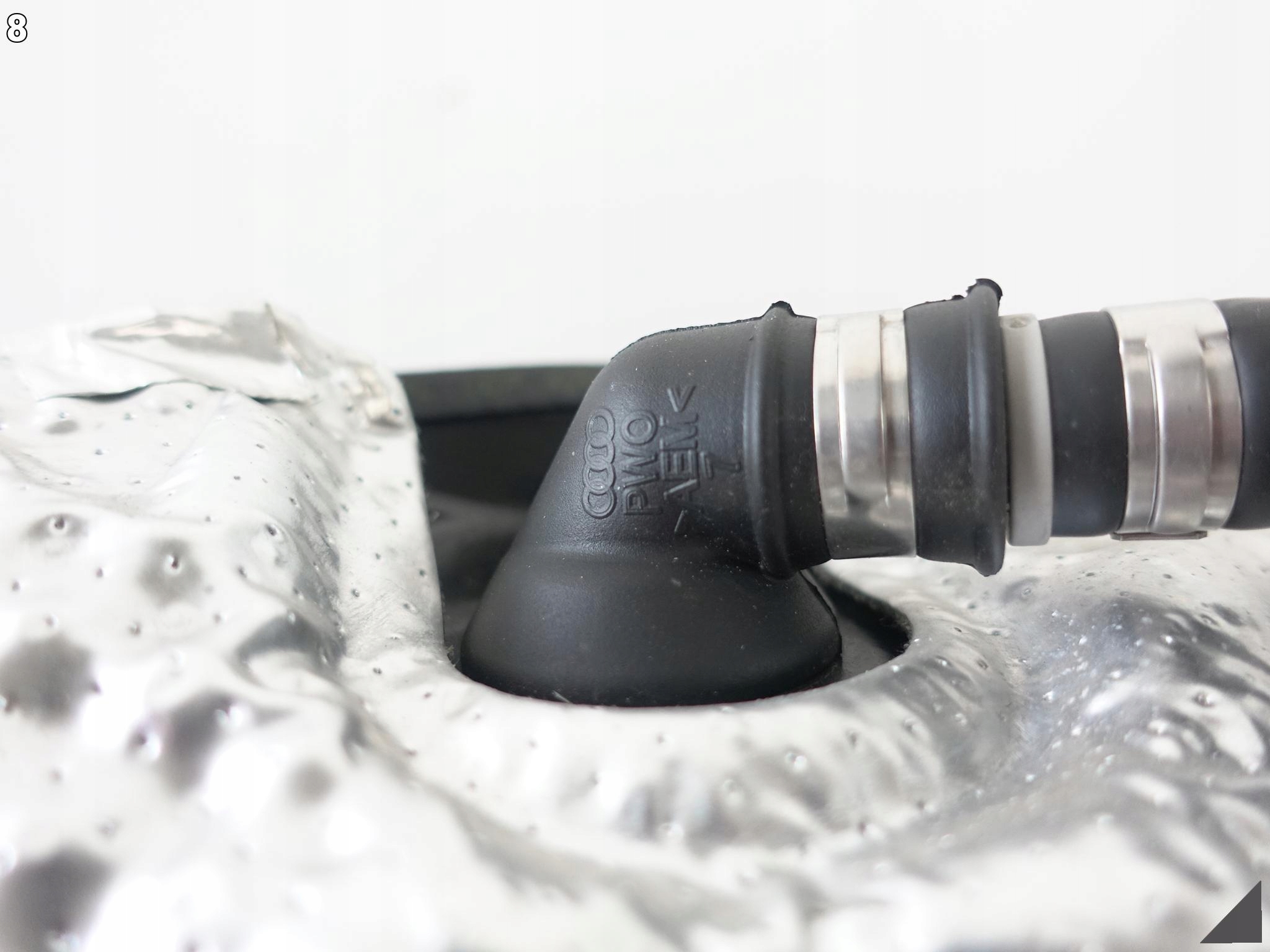 AUDI A6 4G0 A7 4G8 C7 LIFT 10-18 OSŁONA ŚCIANY GRODZIOWEJ USZCZELKA WĄŻ AUDI A6 4G0 A7 4G8 C7 LIFT 10-18 OSŁONA ŚCIANY GRODZIOWEJ USZCZELKA WĄŻ - obrazek 9