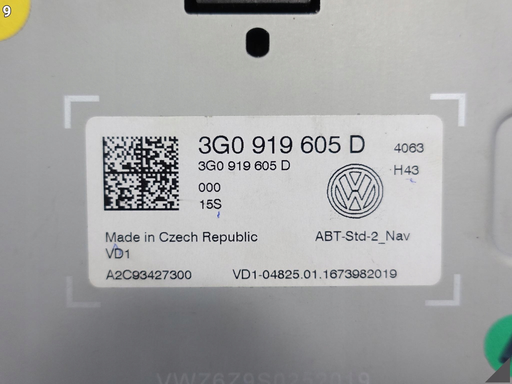 VW PASSAT B8 3G0 VW GOLF 7 VII 5G0 TOURAN 5TA MONITOR WYŚWIETLACZ LCD EKRAN VW PASSAT B8 3G0 VW GOLF 7 VII 5G0 TOURAN 5TA MONITOR WYŚWIETLACZ LCD EKRAN - obrazek 10