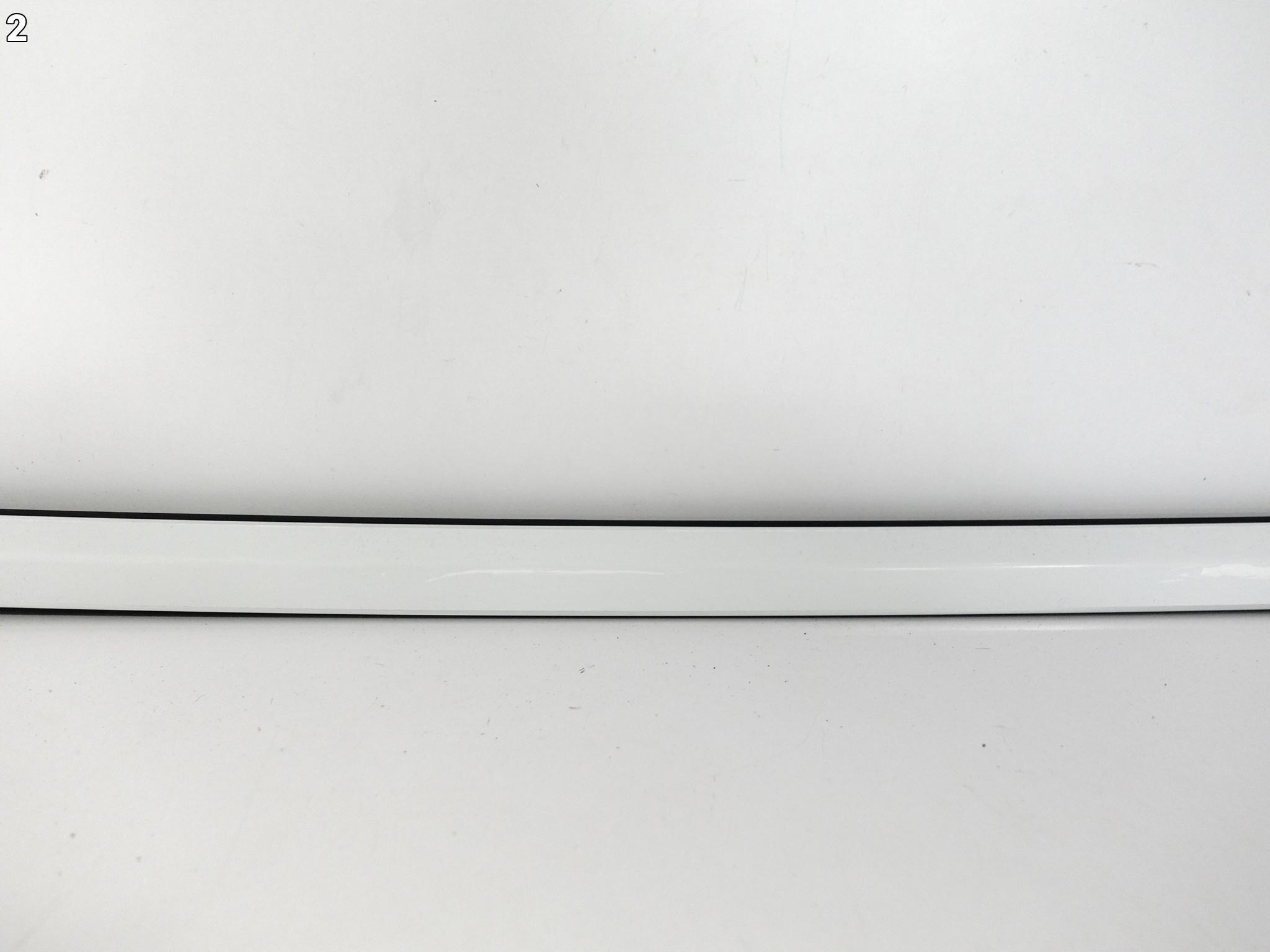 TESLA MODEL 3 17- LISTWA ZGARNIAJĄCA DRZWI PRAWYCH TYŁ CHROM TESLA MODEL 3 17- LISTWA ZGARNIAJĄCA DRZWI PRAWYCH TYŁ CHROM - obrazek 3