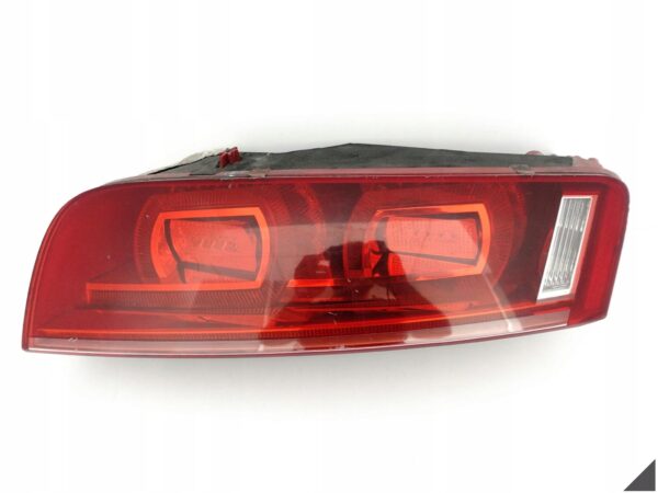 AUDI R8 420 07-12 COUPE LAMPA LED W BŁOTNIK PRAWA TYŁ * USA * 420945096A