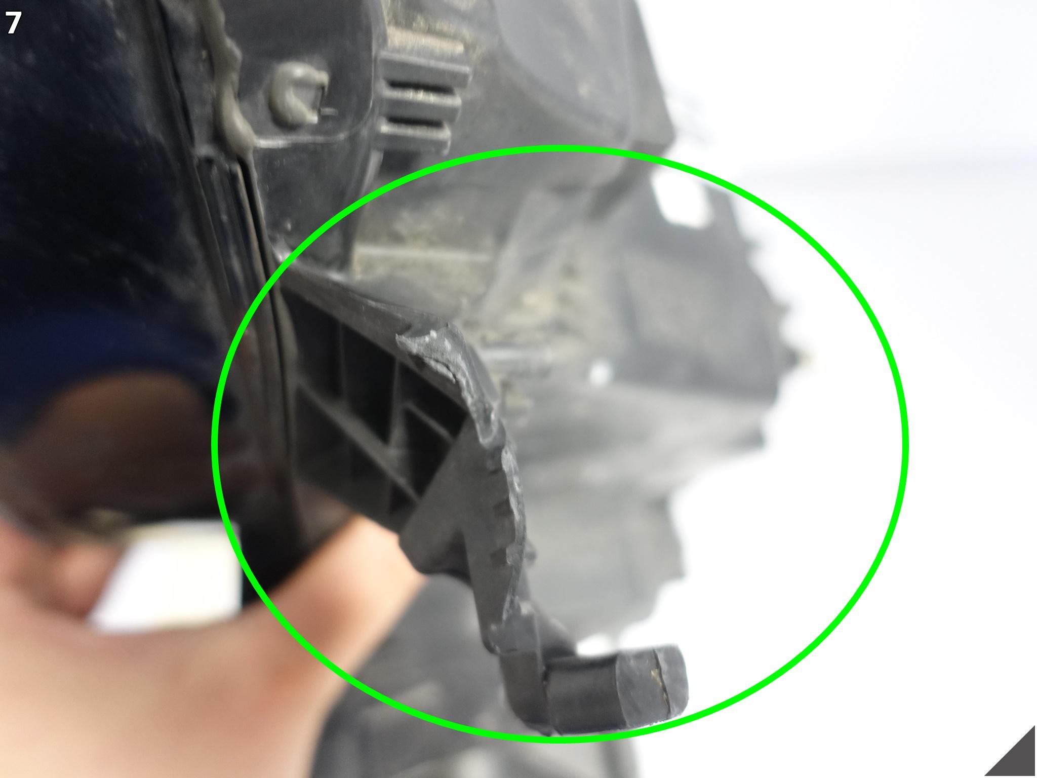 RENAULT MEGANE IV 4 16-20 LAMPA ZWYKŁA HALOGEN LED + H7 PRAWA PRZÓD EUROPA RENAULT MEGANE IV 4 16-20 LAMPA ZWYKŁA HALOGEN LED + H7 PRAWA PRZÓD EUROPA - obrazek 8