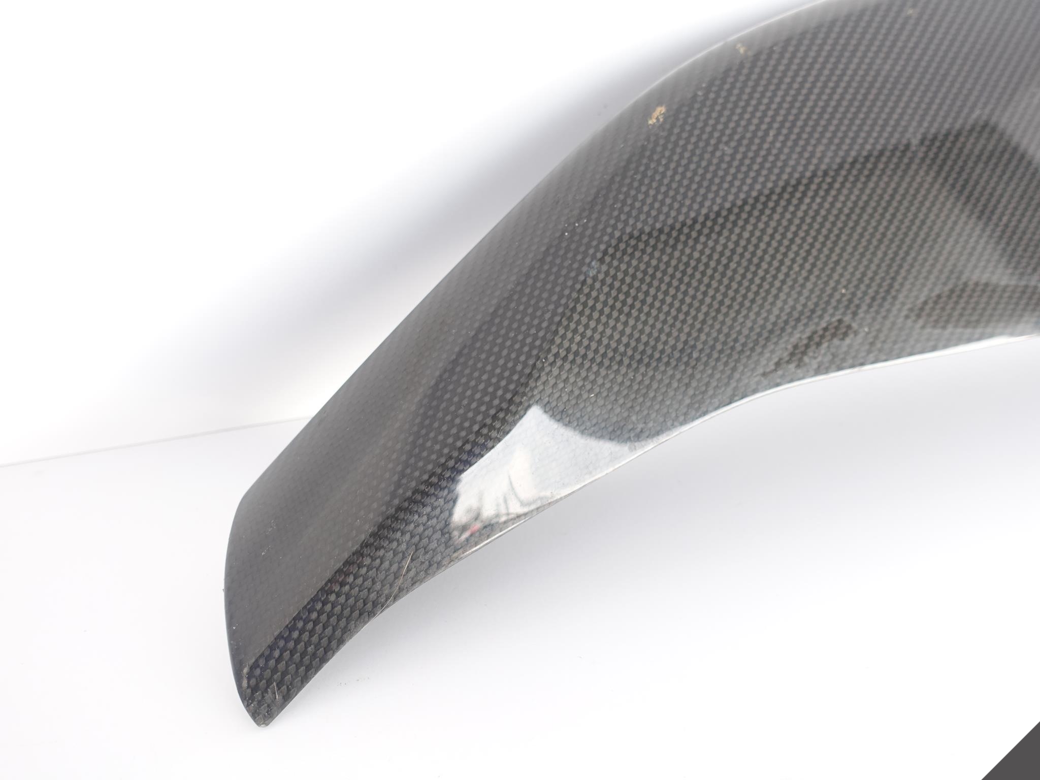 MASERATI LEVANTE TROFEO GTS LIFT CARBON SPOILER MASERATI LEVANTE TROFEO GTS LIFT CARBON SPOILER - obrazek 3