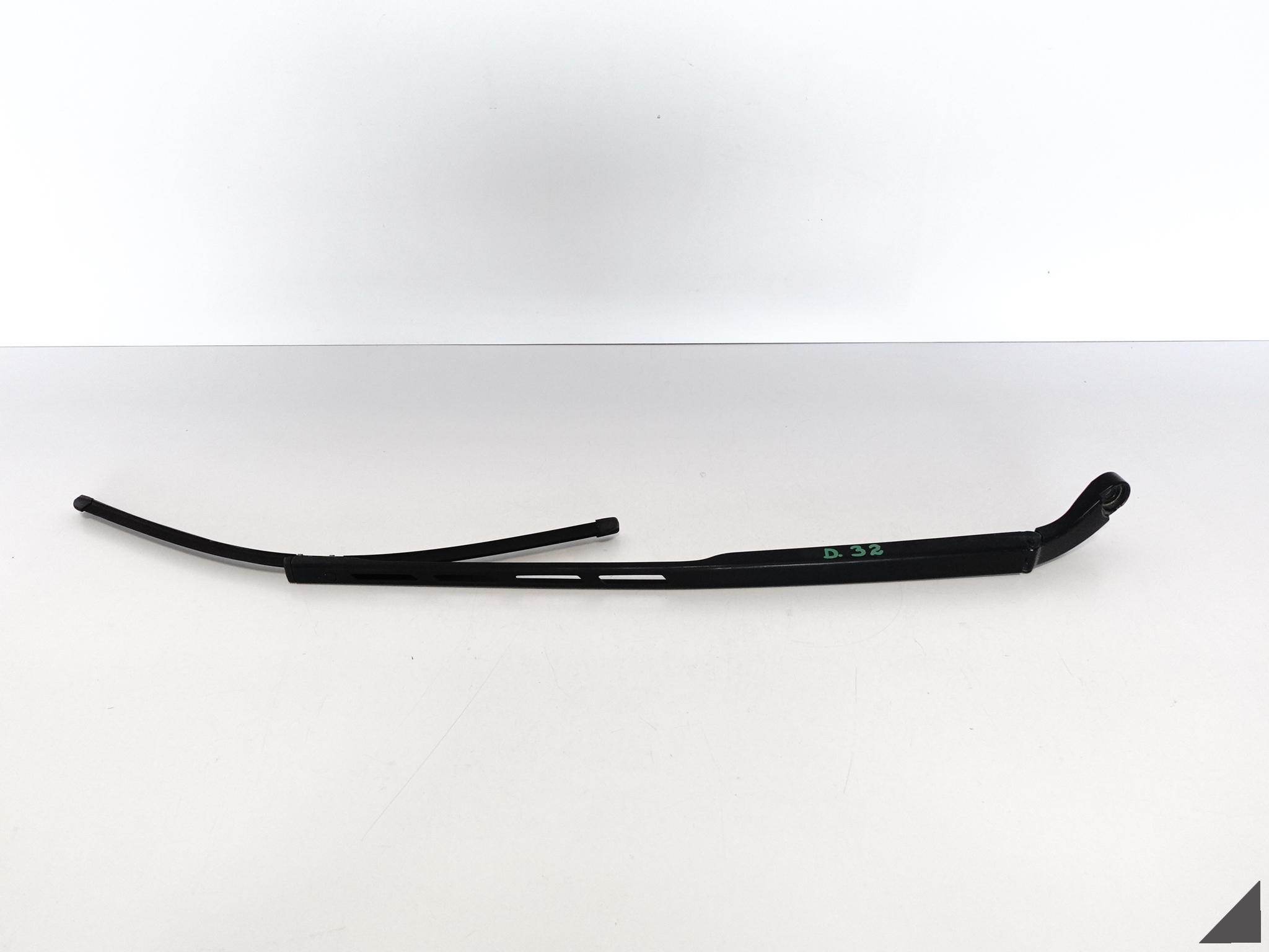 AUDI A8 S8 4H0 D4 LIFT 09-17 PRAWE RAMIĘ WYCIERACZKI PIÓRO SZYBA PRZÓD AUDI A8 S8 4H0 D4 LIFT 09-17 PRAWE RAMIĘ WYCIERACZKI PIÓRO SZYBA PRZÓD
