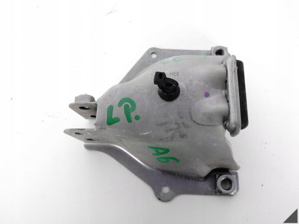 AUDI A6 4G0 C7 LIFT 10-18 OSŁONA PODUSZKI SILNIKA LEWA 2.0TDI 4G0399059 AUDI A6 4G0 C7 LIFT 10-18 OSŁONA PODUSZKI SILNIKA LEWA 2.0TDI 4G0399059