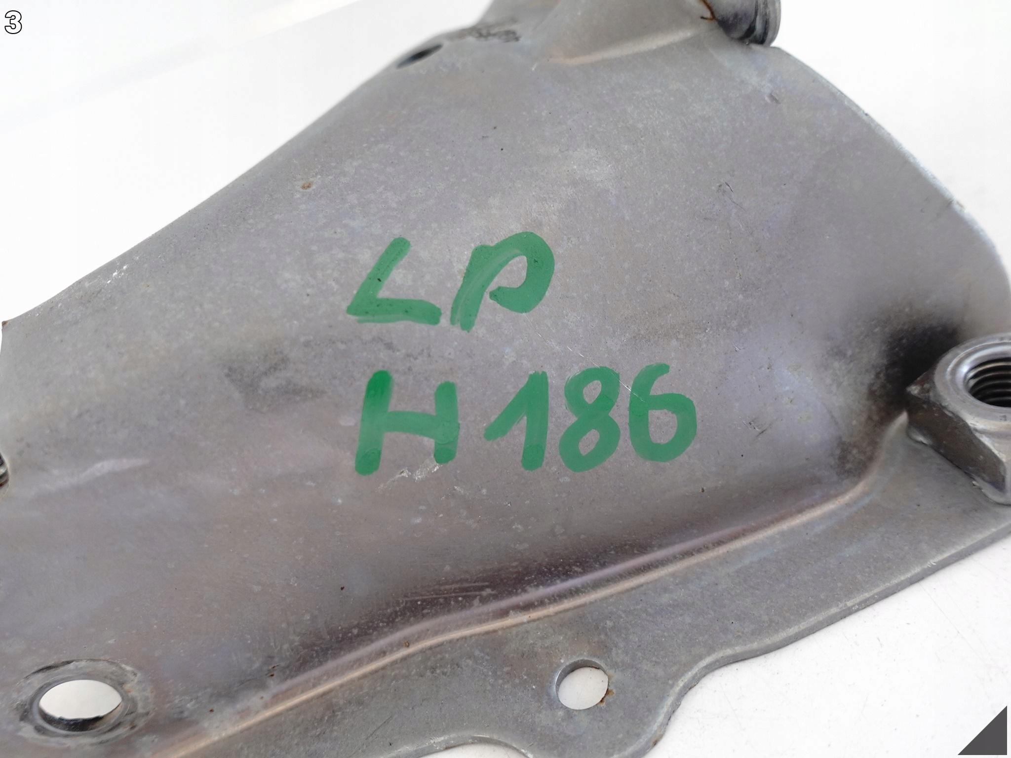 AUDI A8 4H0 D4 A6 4G0 A7 4G8 C7 OSŁONA PODUSZKI SILNIKA LEWA 3.0 TDI AUDI A8 4H0 D4 A6 4G0 A7 4G8 C7 OSŁONA PODUSZKI SILNIKA LEWA 3.0 TDI - obrazek 4