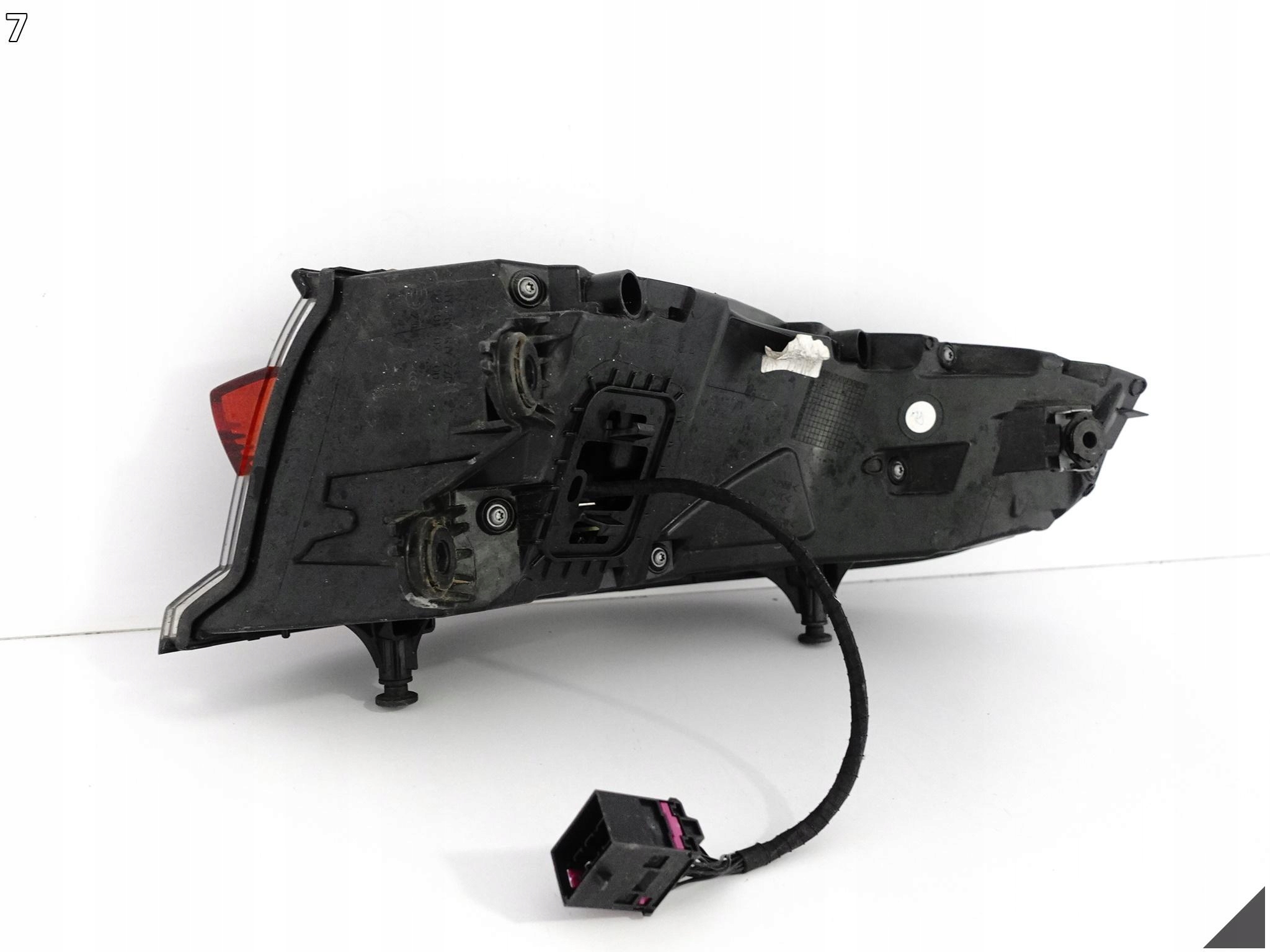 PORSCHE MACAN 95B LIFT 18- LAMPA LED BASE / BASIC LEWA TYŁ EUROPA PORSCHE MACAN 95B LIFT 18- LAMPA LED BASE / BASIC LEWA TYŁ EUROPA - obrazek 8