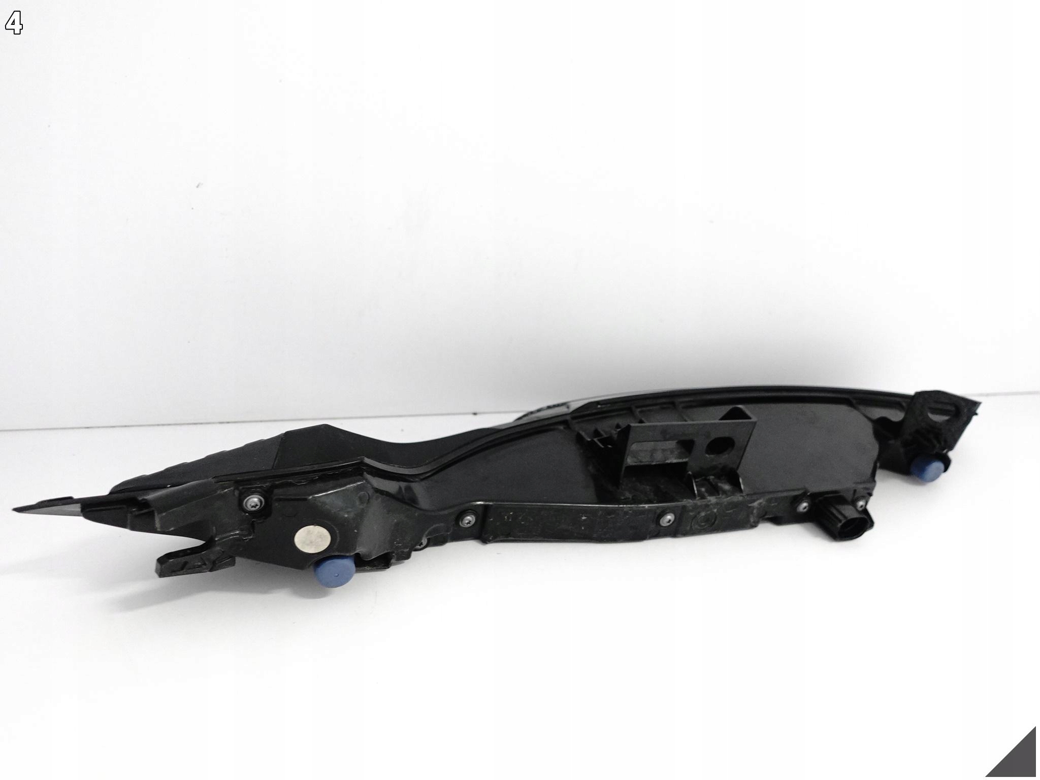 PORSCHE 911 992 19- LAMPA LED PRAWA CIEMNA TYŁ EU EXCLUSIVE 9P5945092B PORSCHE 911 992 19- LAMPA LED PRAWA CIEMNA TYŁ EU EXCLUSIVE 9P5945092B - obrazek 5