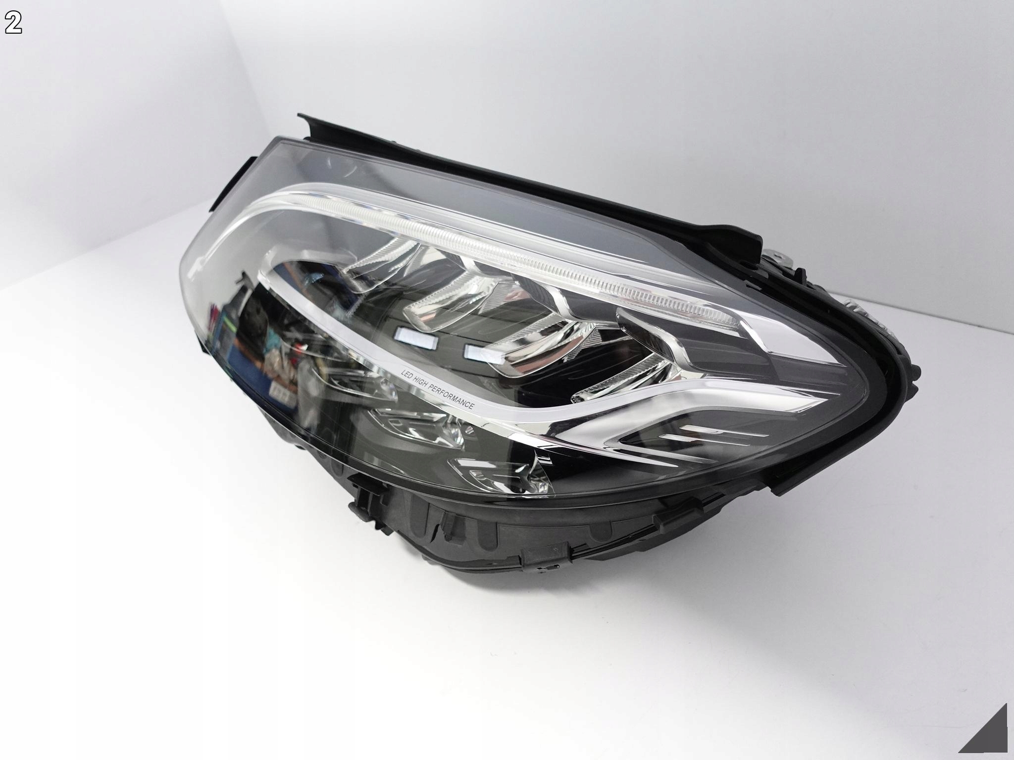 MERCEDES C W205 LIFT 18- FULL LED PERFORMANCE NOWA HELLA LAMPA MERCEDES C W205 LIFT 18- FULL LED PERFORMANCE NOWA HELLA LAMPA - obrazek 3