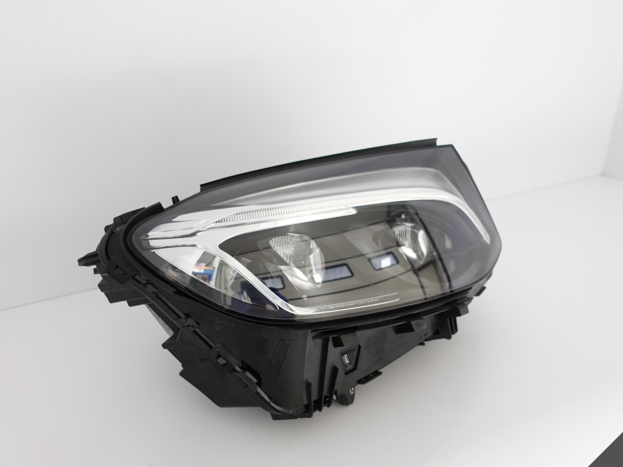 MERCEDES GLC X253 15-19 FULL LED ILS KOMPLETNA EU LAMPA MERCEDES GLC X253 15-19 FULL LED ILS KOMPLETNA EU LAMPA - obrazek 2