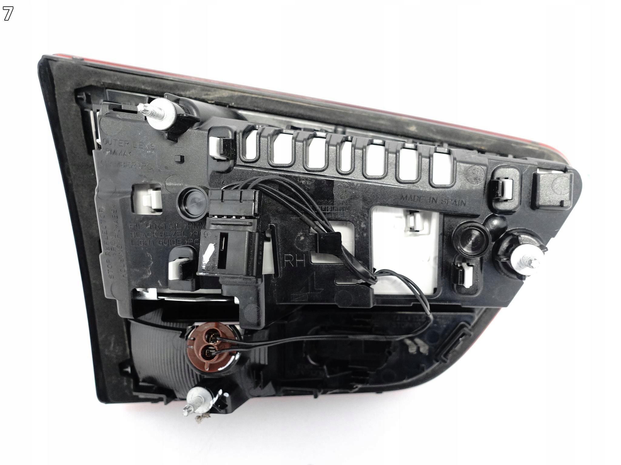 SEAT ALHAMBRA 7N5 LIFT 15-20 LAMPA LED PRAWA TYŁ W KLAPĘ EU SEAT ALHAMBRA 7N5 LIFT 15-20 LAMPA LED PRAWA TYŁ W KLAPĘ EU - obrazek 8