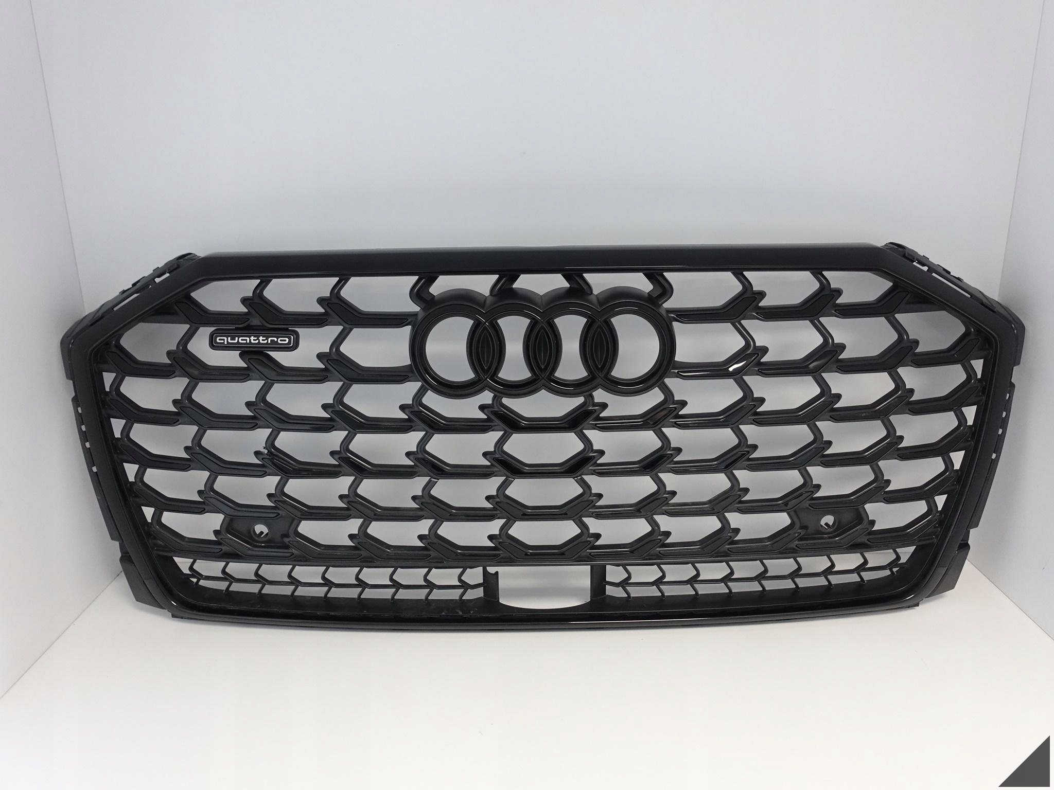AUDI A8 S8 4N0 D5 LIFT S-LINE 21- ZDERZAK GRILL ATRAPA PRZÓD CZARNY / BLACK AUDI A8 S8 4N0 D5 LIFT S-LINE 21- ZDERZAK GRILL ATRAPA PRZÓD CZARNY / BLACK