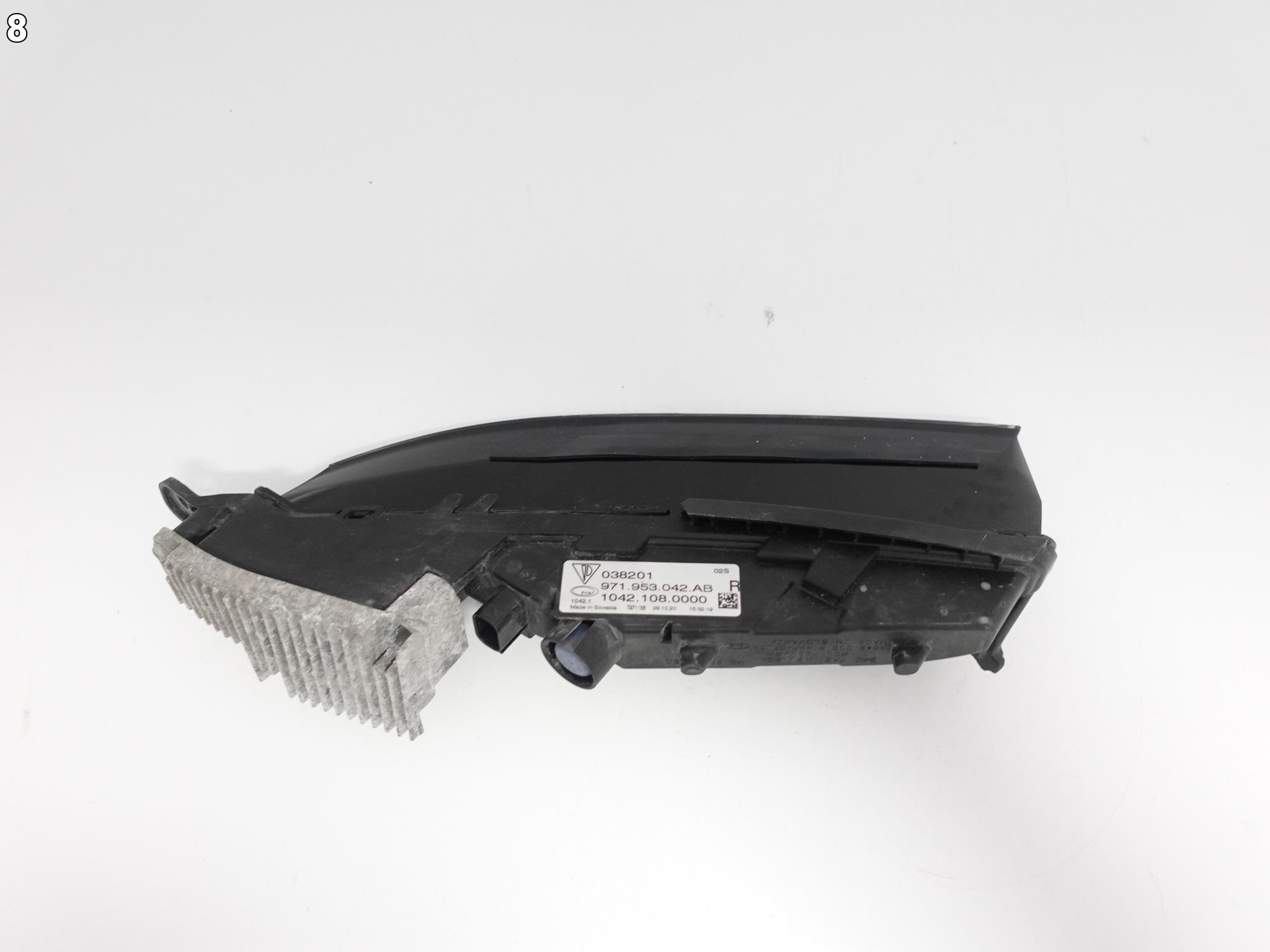 PORSCHE PANAMERA 971 16- LED DRL LAMPA PRAWA PORSCHE PANAMERA 971 16- LED DRL LAMPA PRAWA - obrazek 9