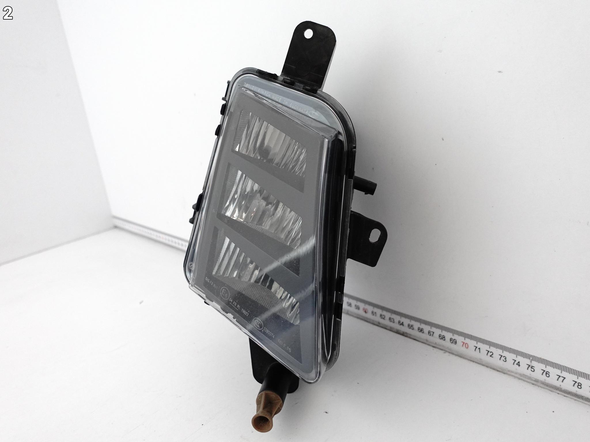VW GOLF VII 7 5G0 GTI GTD 17-20 LIFT LAMPA HALOGEN LED DRL PRAWY W ZDERZAK VW GOLF VII 7 5G0 GTI GTD 17-20 LIFT LAMPA HALOGEN LED DRL PRAWY W ZDERZAK - obrazek 3