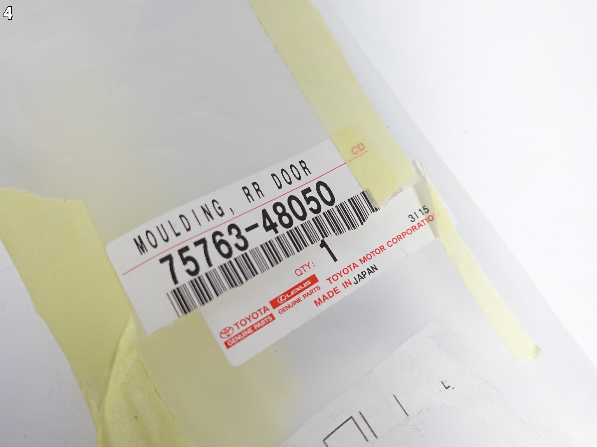 LEXUS RX V 5 RX450H+ RX350 22- GÓRNA LISTWA NA DRZWI PRAWA TYŁ CHROM LEXUS RX V 5 RX450H+ RX350 22- GÓRNA LISTWA NA DRZWI PRAWA TYŁ CHROM - obrazek 5