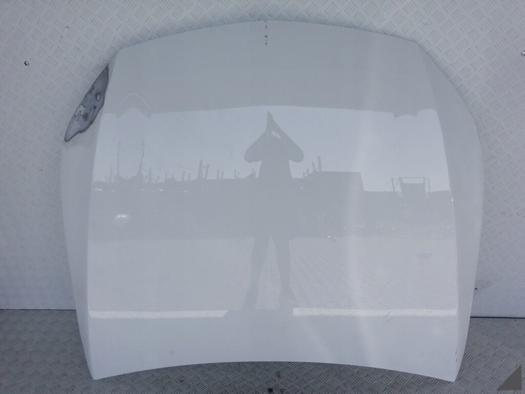 MERCEDES CLS C257 X257 17- MASKA POKRYWA SILNIKA