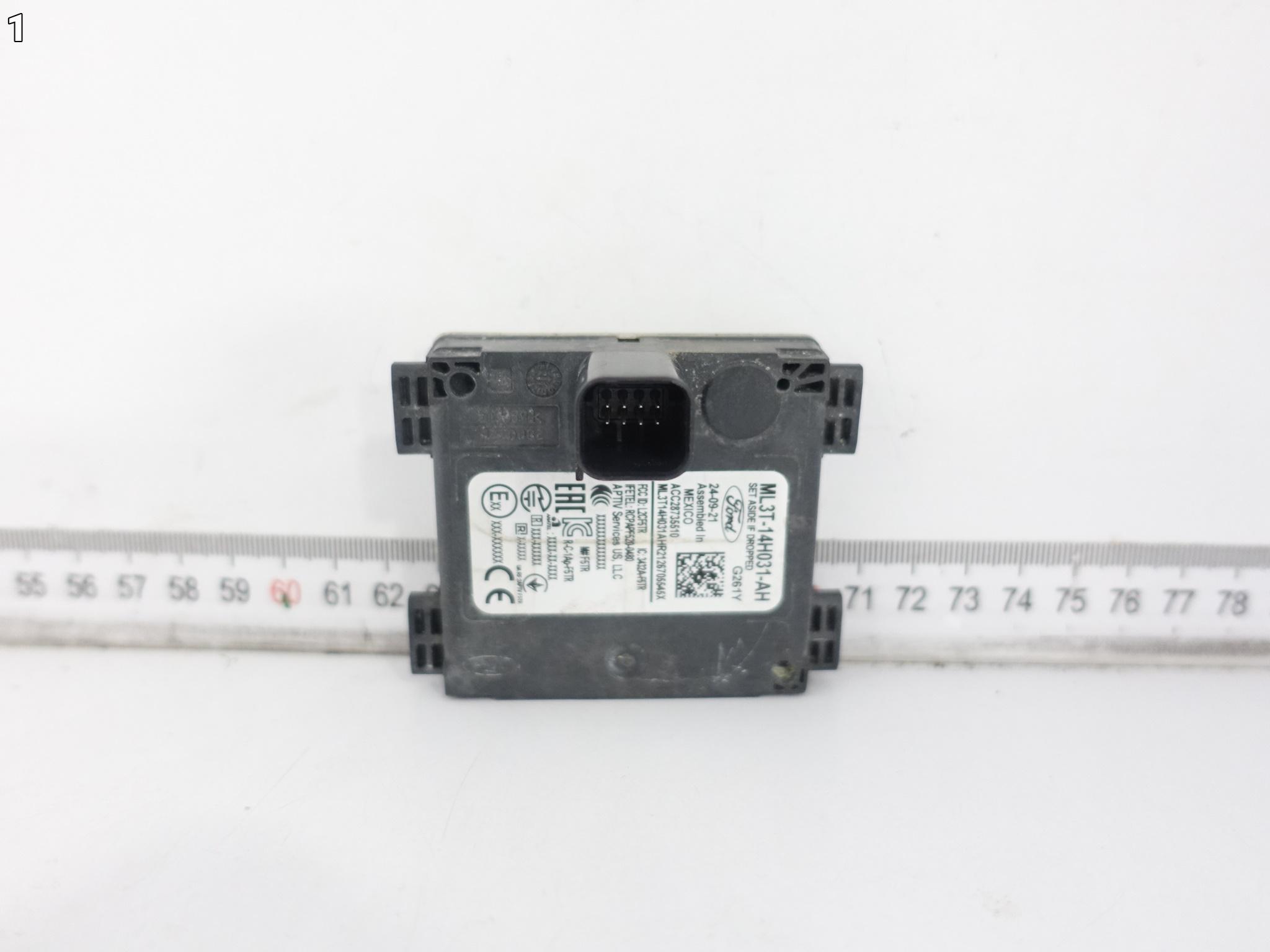 FORD MUSTANG MACH-E CX727 20- CZUJNIK MARTWEGO POLA RADAR SENSOR FORD MUSTANG MACH-E CX727 20- CZUJNIK MARTWEGO POLA RADAR SENSOR - obrazek 2
