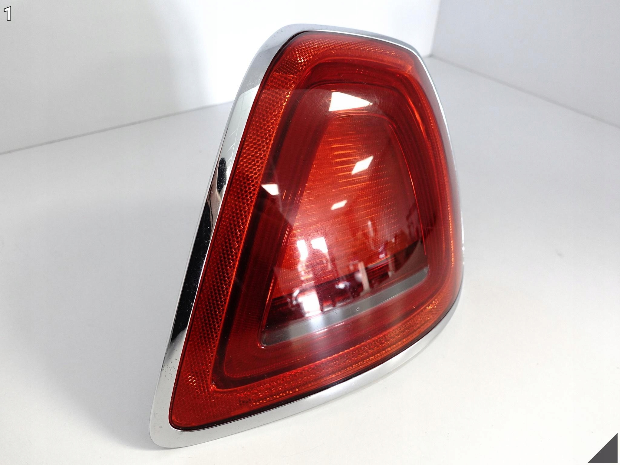 ROLLS ROYCE GHOST RR4 09-14 (PRZED LIFTINGIEM) LAMPA LED PRAWA TYŁ EUROPA ROLLS ROYCE GHOST RR4 09-14 (PRZED LIFTINGIEM) LAMPA LED PRAWA TYŁ EUROPA - obrazek 2