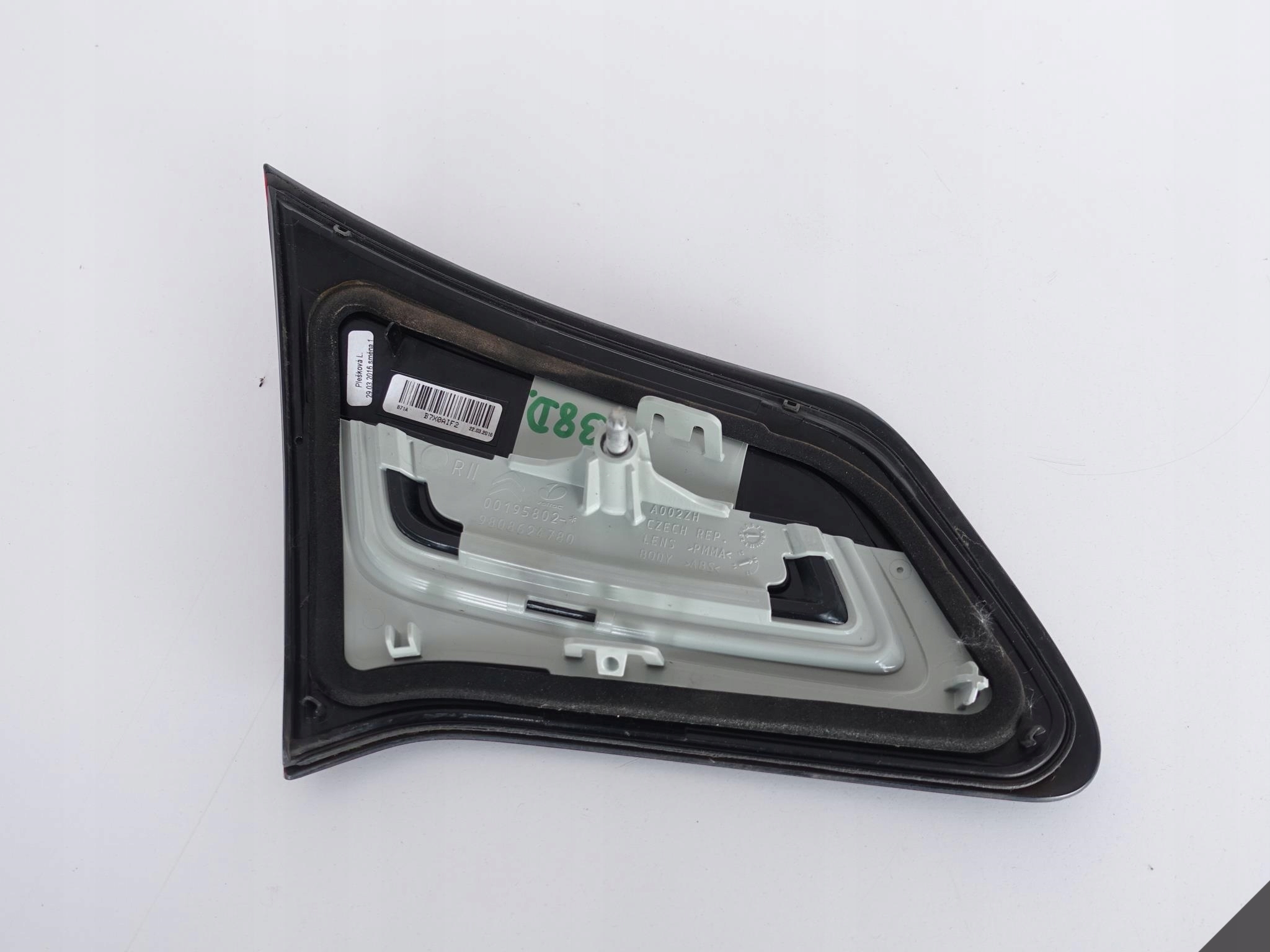 CITROEN C4 II B7 LIFT 15-17 KLAPA LAMPA PRAWA TYŁ CITROEN C4 II B7 LIFT 15-17 KLAPA LAMPA PRAWA TYŁ - obrazek 2