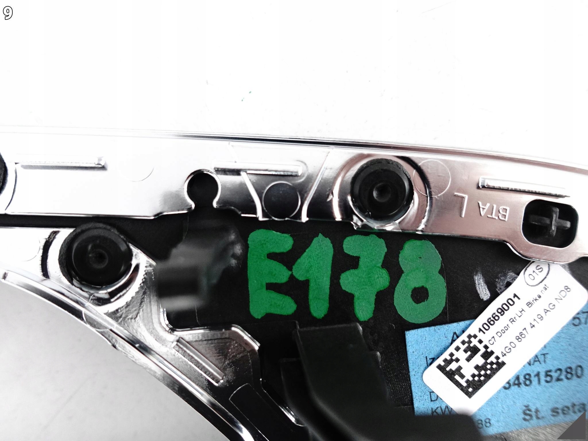 AUDI A6 S6 4G0 C7 LIFT 10-18 DEKOR DRZWI LEWYCH TYŁ CHROM KRATKA DREWNO ND8 AUDI A6 S6 4G0 C7 LIFT 10-18 DEKOR DRZWI LEWYCH TYŁ CHROM KRATKA DREWNO ND8 - obrazek 10
