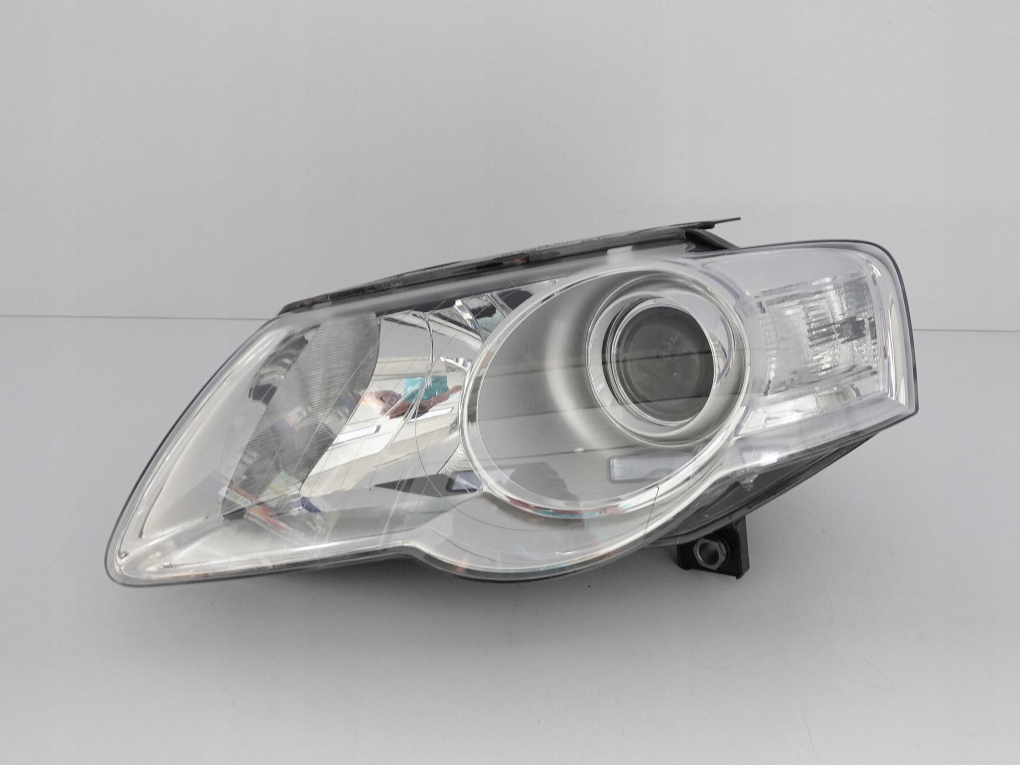 VW PASSAT B6 3C0 05-10 LAMPA LEWA ZWYKŁA H7 EU VW PASSAT B6 3C0 05-10 LAMPA LEWA ZWYKŁA H7 EU