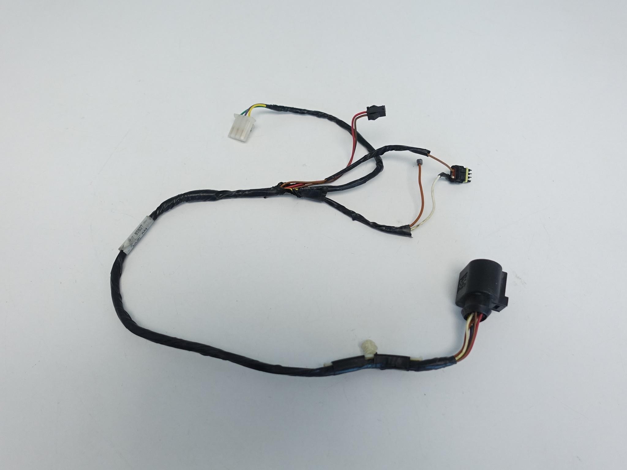 SEAT LEON III 3 5F0 12-20 WIĄZKA INSTALACJA LUSTERKA ZEWNĘTRZNEGO SEAT LEON III 3 5F0 12-20 WIĄZKA INSTALACJA LUSTERKA ZEWNĘTRZNEGO