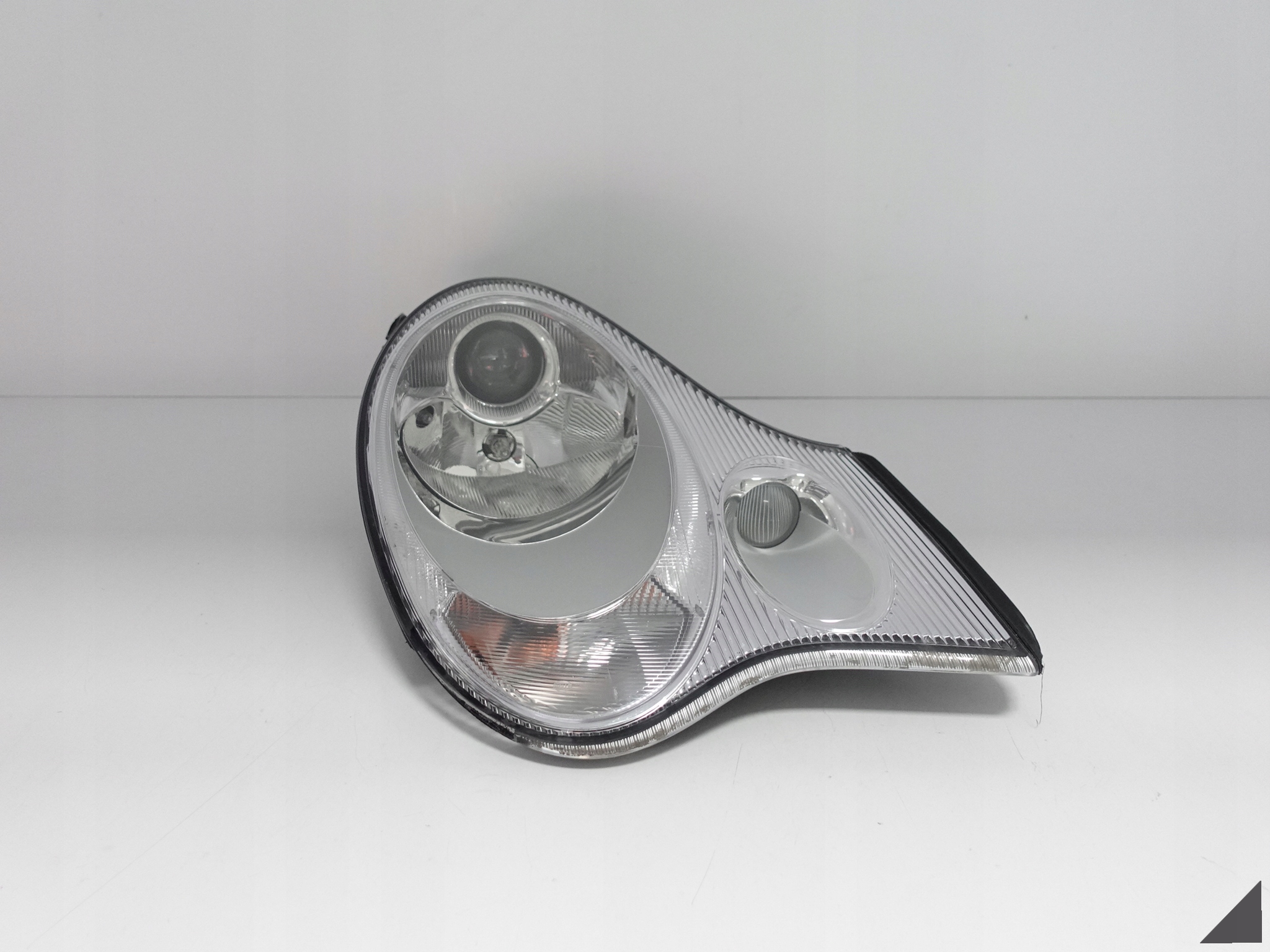 PORSCHE 996 LIFT MK2 01-05 ZWYKŁA H7+H9 LAMPA PORSCHE 996 LIFT MK2 01-05 ZWYKŁA H7+H9 LAMPA