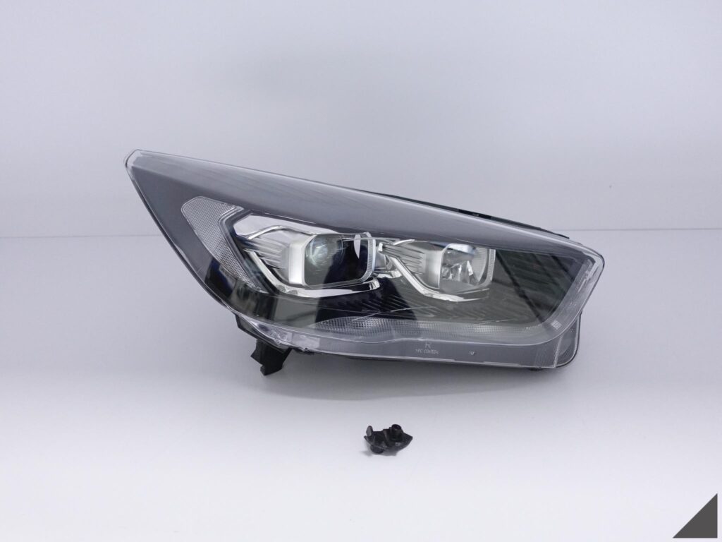 FORD KUGA II ST MK2 LIFT 16- CIEMNA LAMPA XENON EU FORD KUGA II ST MK2 LIFT 16- CIEMNA LAMPA XENON EU