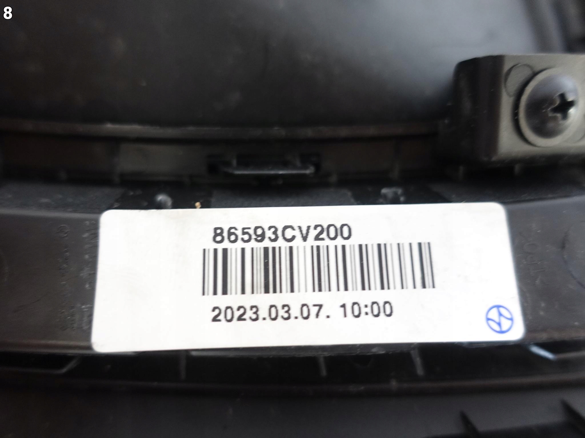KIA EV6 CV GT-LINE SPORT 21- KRATKA ZAŚLEPKA W ZDERZAK LEWA PRZÓD CHROM KIA EV6 CV GT-LINE SPORT 21- KRATKA ZAŚLEPKA W ZDERZAK LEWA PRZÓD CHROM - obrazek 9
