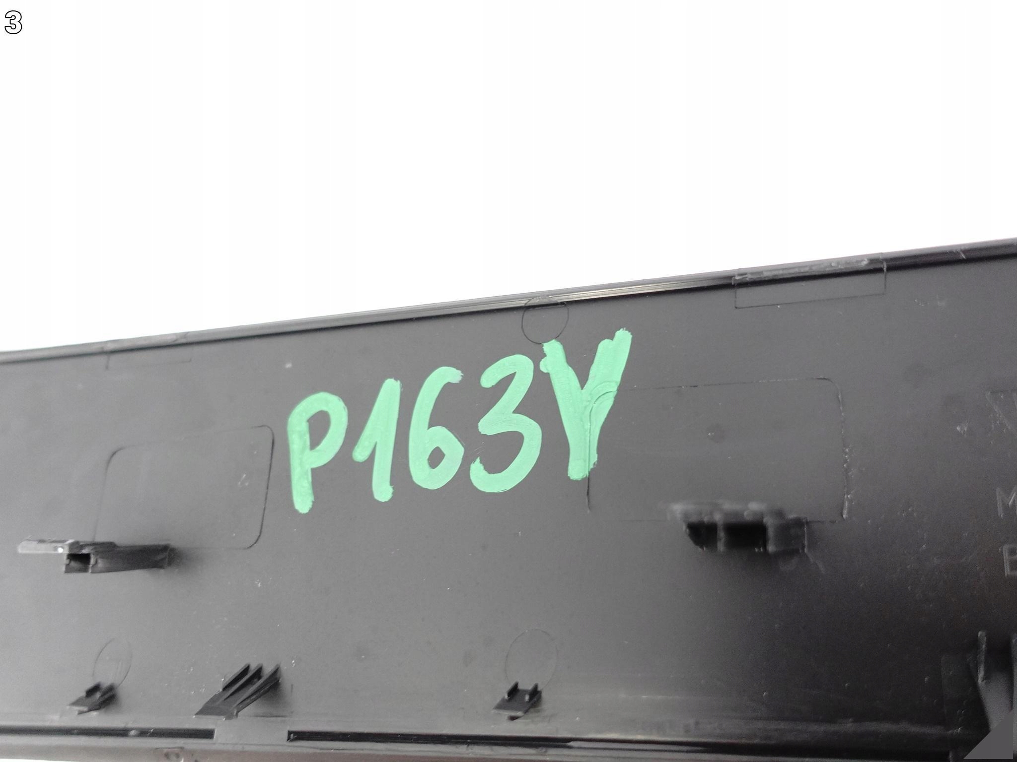 PORSCHE 911 992 GT3 RS LISTWA MASKA KRATKA LEWA PRZÓD 9GT823319B PORSCHE 911 992 GT3 RS LISTWA MASKA KRATKA LEWA PRZÓD 9GT823319B - obrazek 4