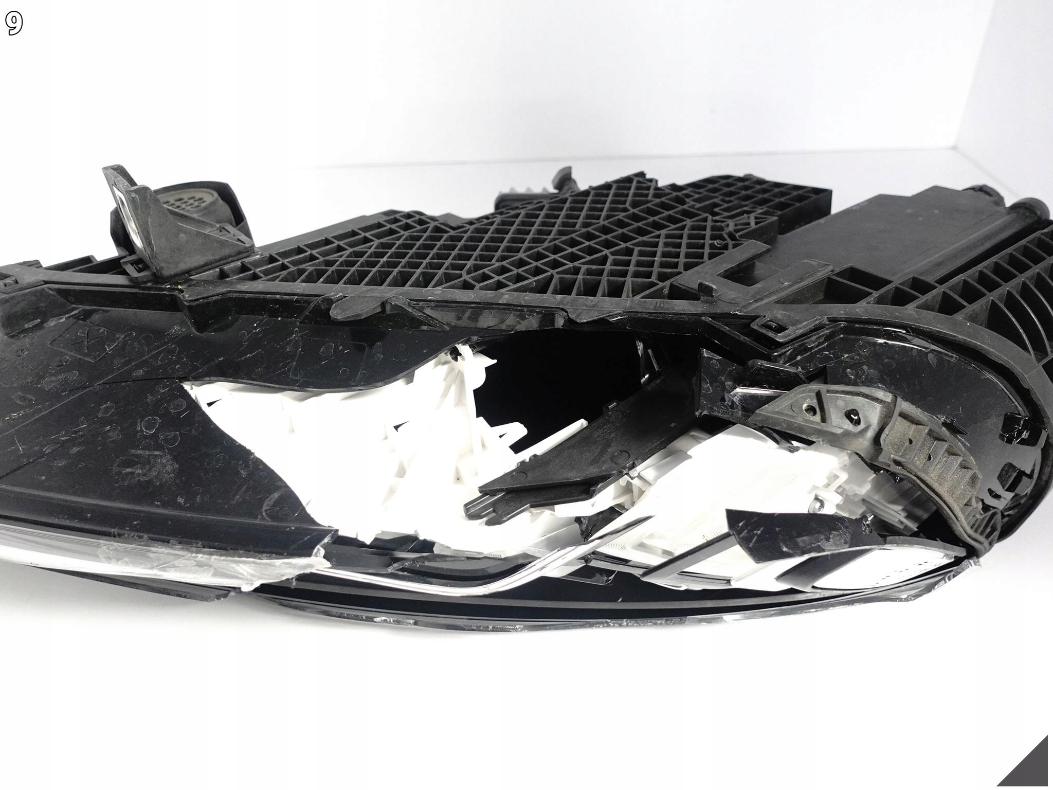 AUDI Q7 SQ7 II 4M0 LIFT 19- LAMPA FULL LED MATRIX PRAWA PRZÓD EUROPA *040C* AUDI Q7 SQ7 II 4M0 LIFT 19- LAMPA FULL LED MATRIX PRAWA PRZÓD EUROPA *040C* - obrazek 10