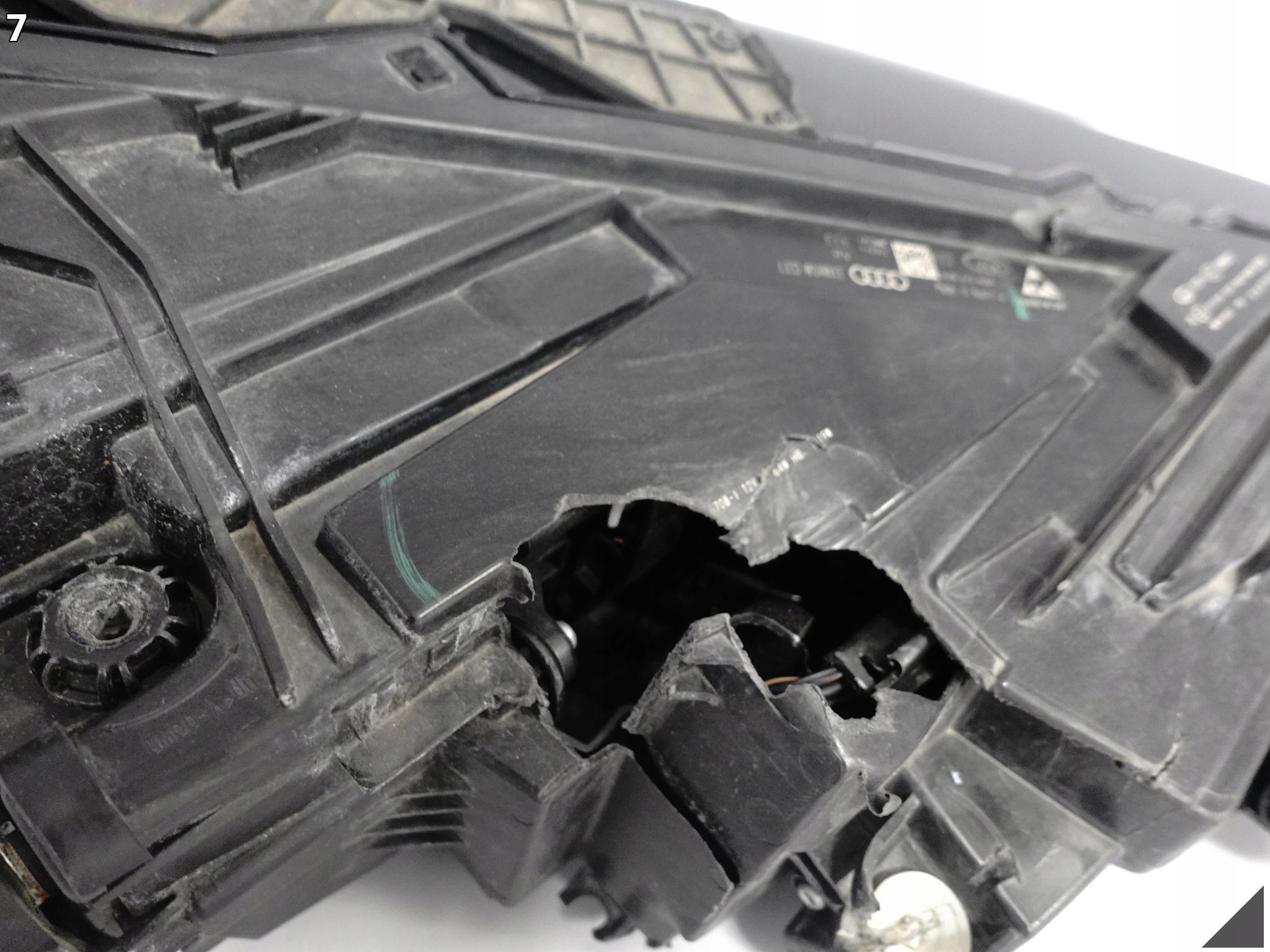AUDI RSQ8 RS Q8 4M8 18- LAMPA MATRIX FULL LED LEWA PRZÓD EUROPA USZKODZONA AUDI RSQ8 RS Q8 4M8 18- LAMPA MATRIX FULL LED LEWA PRZÓD EUROPA USZKODZONA - obrazek 8
