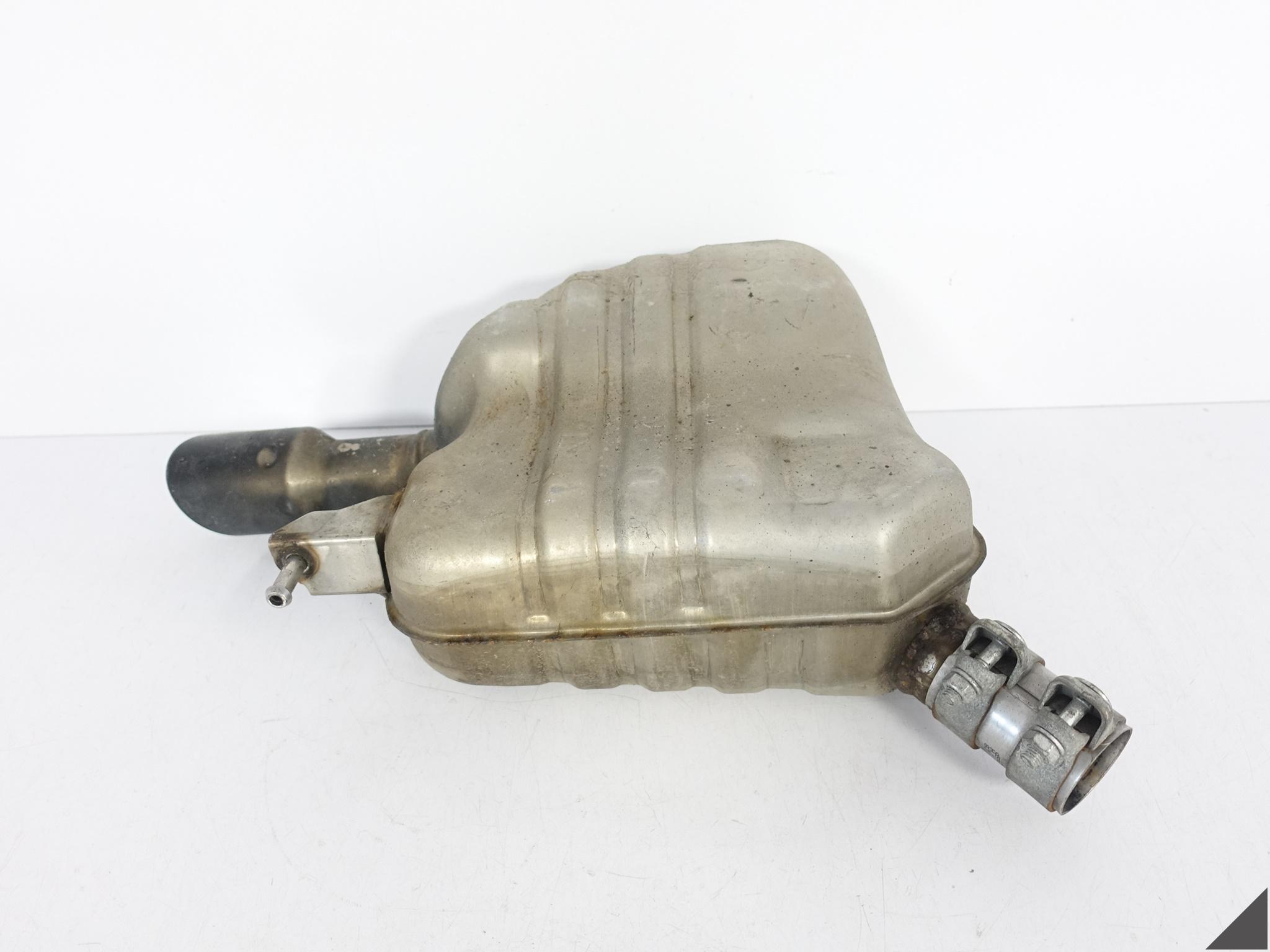 AUDI A4 8K0 A5 8T0 B8 06-16 WYDECH KOŃCOWY TŁUMIK LEWY TYŁ 8K0253611Q AUDI A4 8K0 A5 8T0 B8 06-16 WYDECH KOŃCOWY TŁUMIK LEWY TYŁ 8K0253611Q