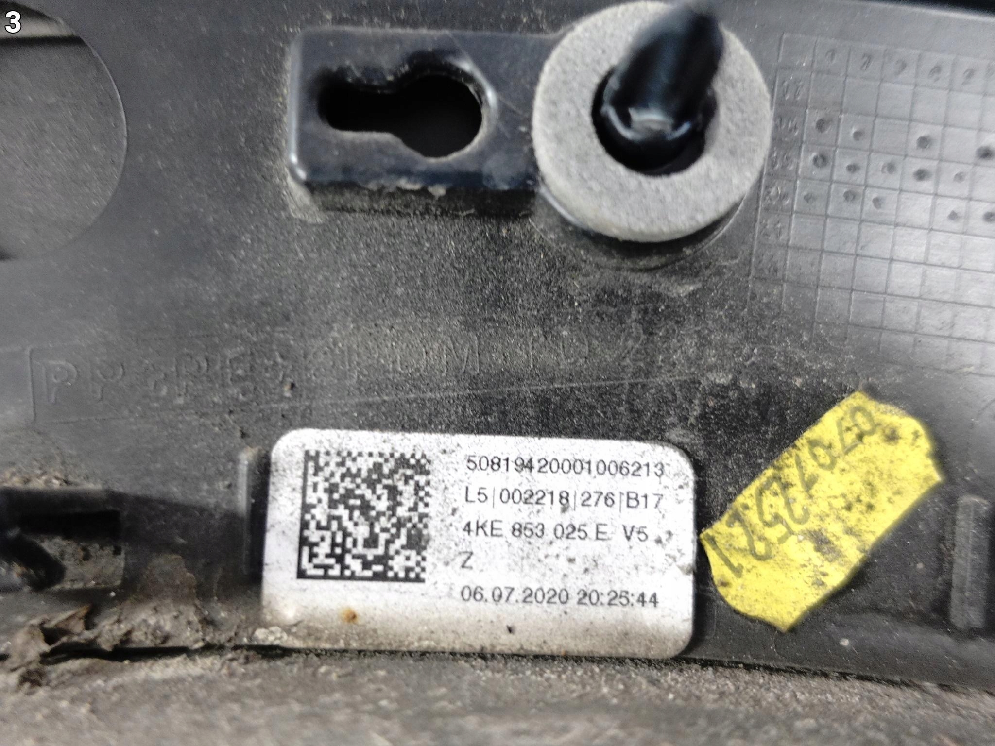 AUDI E-TRON 4KE LISTWA OSŁONA NA BŁOTNIK LEWA TYŁ LAKIER 4KE853817A V5Z AUDI E-TRON 4KE LISTWA OSŁONA NA BŁOTNIK LEWA TYŁ LAKIER 4KE853817A V5Z - obrazek 4
