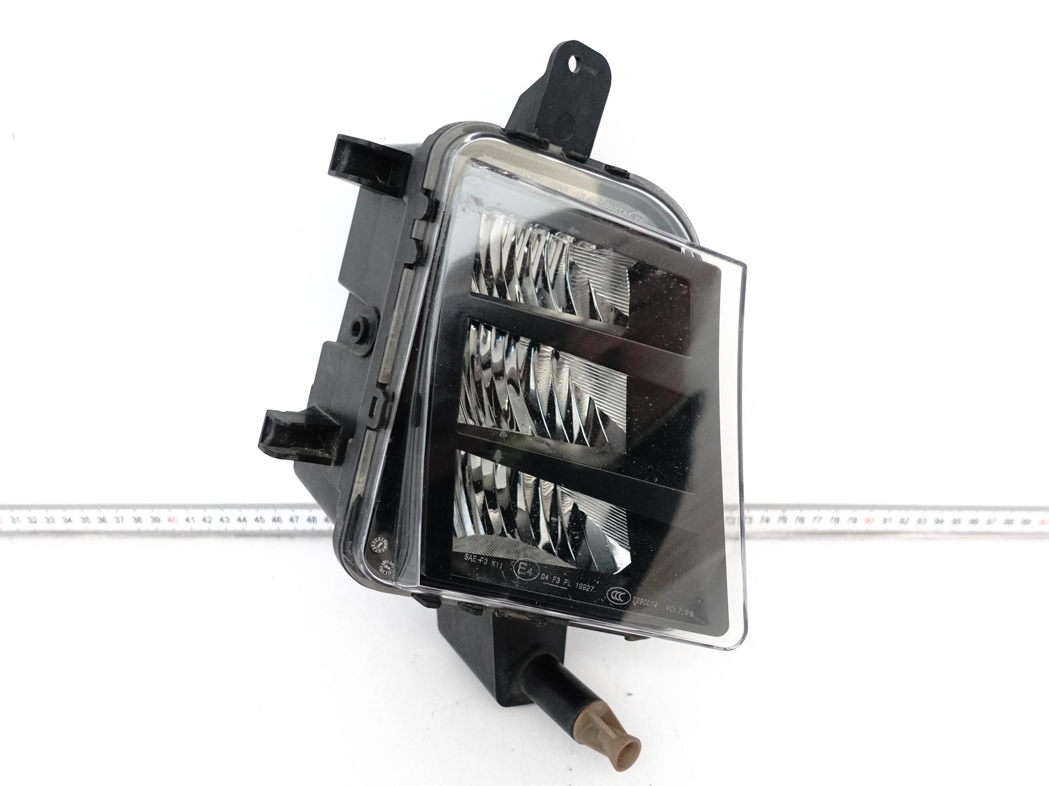 VW GOLF VII 7 5G0 GTI GTD 17-20 LIFT LAMPA HALOGEN LED DRL PRAWY W ZDERZAK VW GOLF VII 7 5G0 GTI GTD 17-20 LIFT LAMPA HALOGEN LED DRL PRAWY W ZDERZAK
