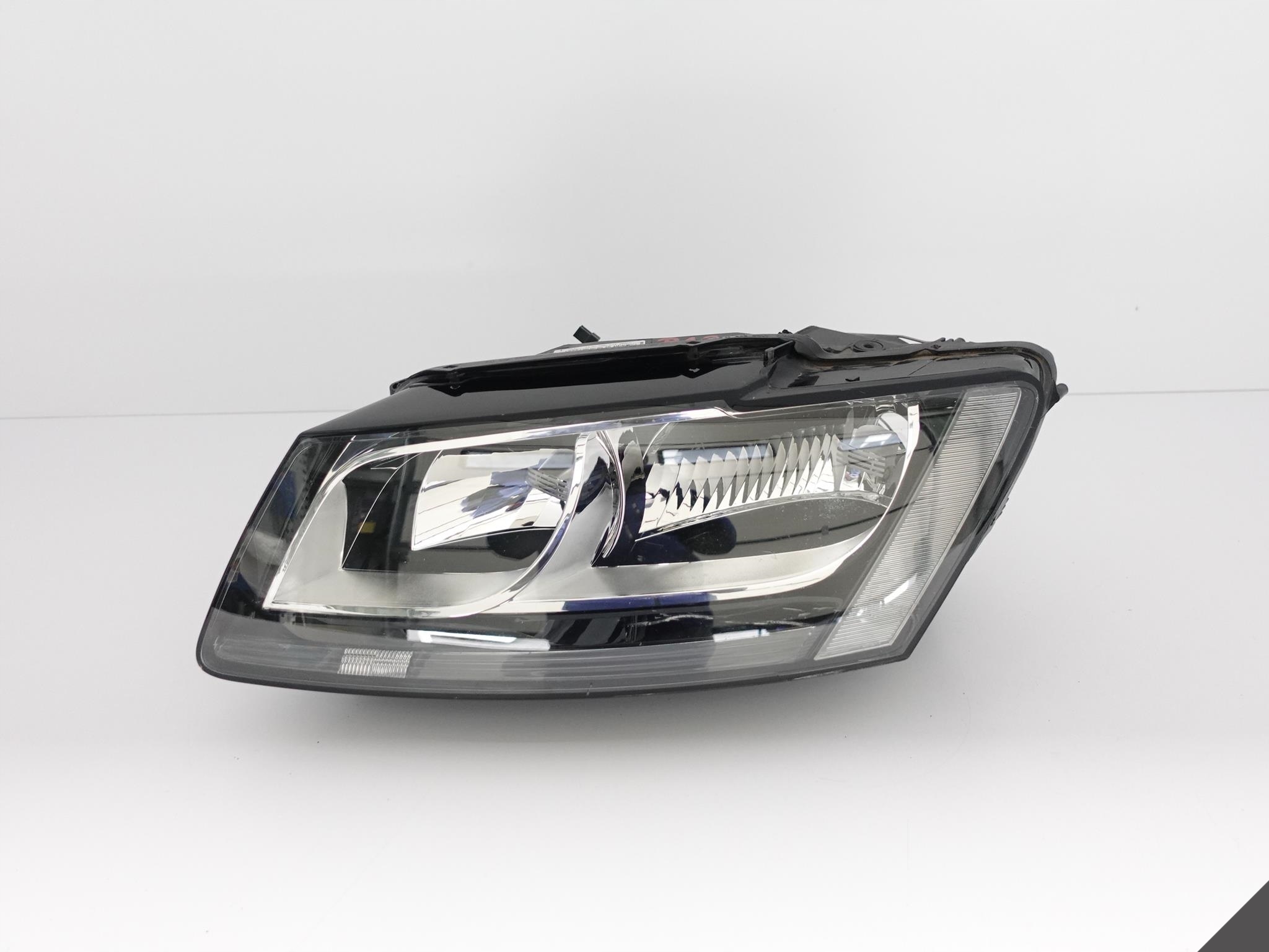 AUDI Q5 SQ5 8R0 LIFT 12-16 LAMPA ZWYKŁA LEWA EU AUDI Q5 SQ5 8R0 LIFT 12-16 LAMPA ZWYKŁA LEWA EU