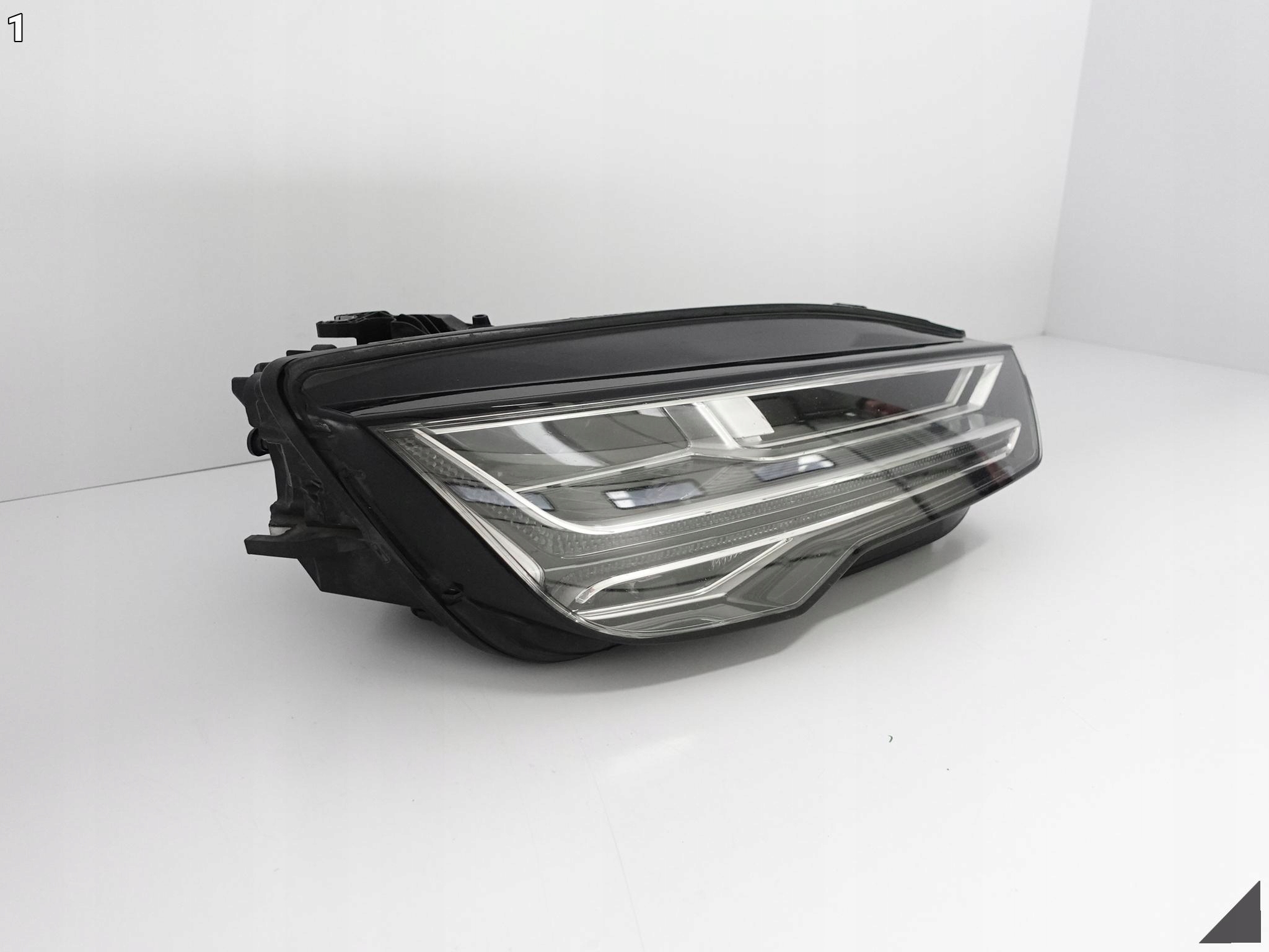 AUDI A7 S7 4G8 LIFT 14-18 MATRIX FULL LED LAMPA EU AUDI A7 S7 4G8 LIFT 14-18 MATRIX FULL LED LAMPA EU - obrazek 2