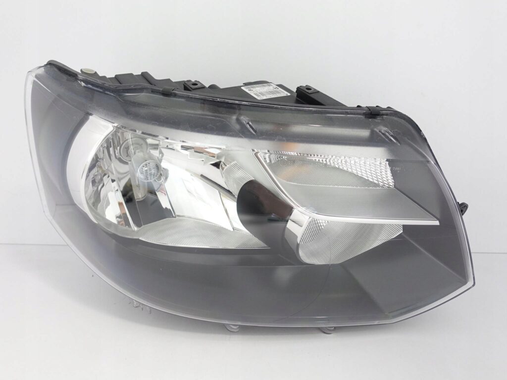 VW T5 7E1 LIFT 09-15 LAMPA PRAWA HALOGEN ZWYKŁA EUROPA VW T5 7E1 LIFT 09-15 LAMPA PRAWA HALOGEN ZWYKŁA EUROPA