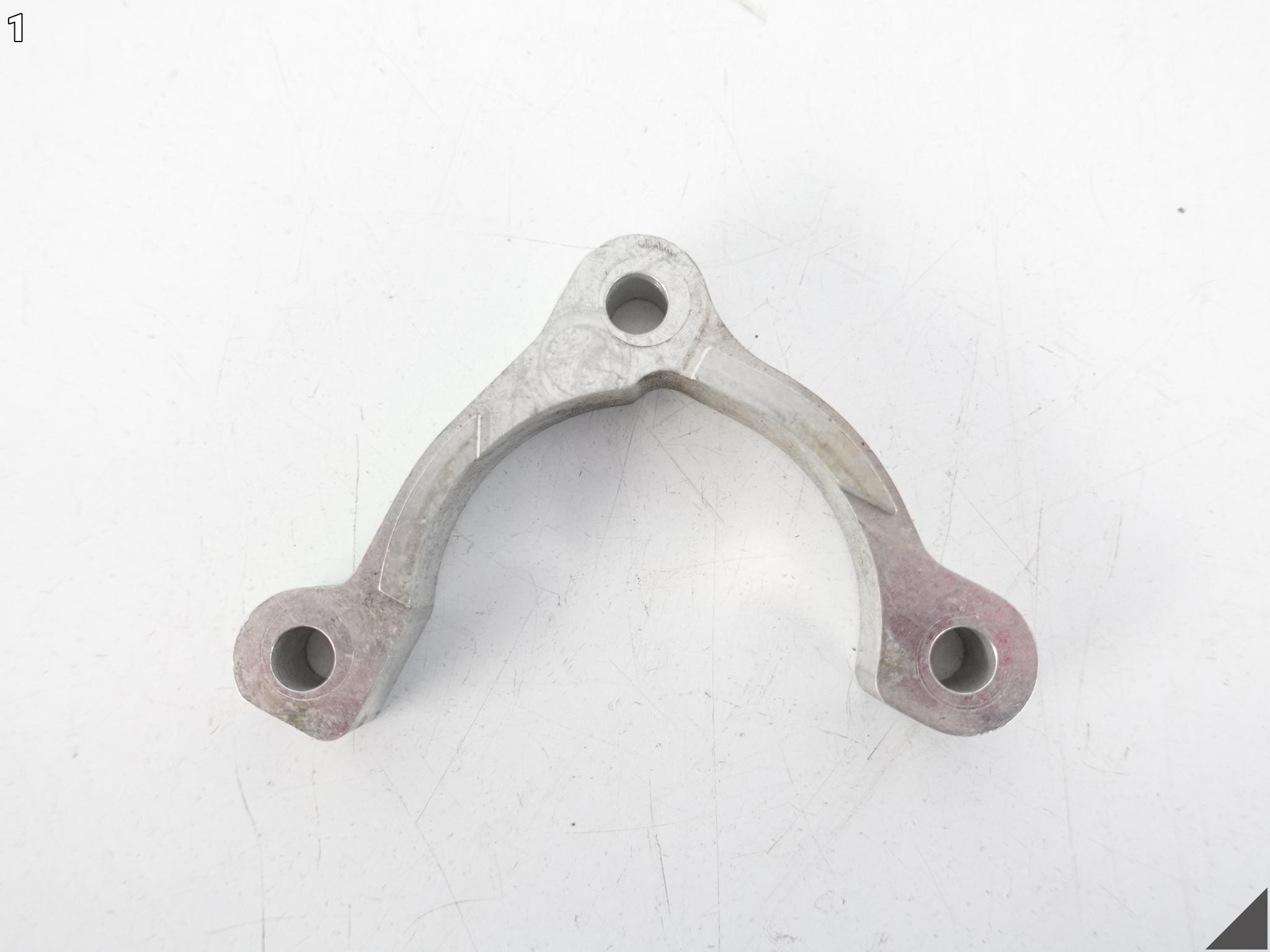 PORSCHE BOXSTER 981 12-16 UCHWYT MOCOWANIE TERMOSTATU PORSCHE BOXSTER 981 12-16 UCHWYT MOCOWANIE TERMOSTATU - obrazek 2