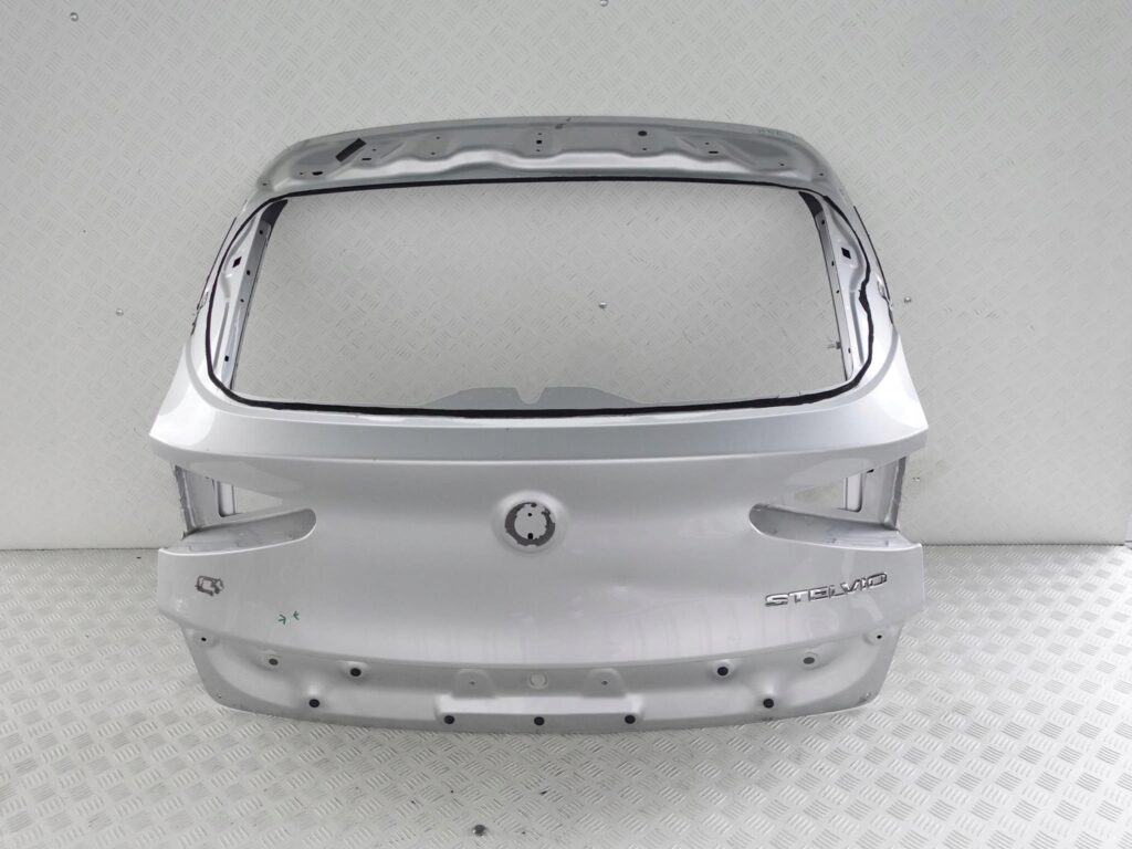 ALFA ROMEO STELVIO Q4 16- KLAPA POKRYWA TYŁ ALFA ROMEO STELVIO Q4 16- KLAPA POKRYWA TYŁ