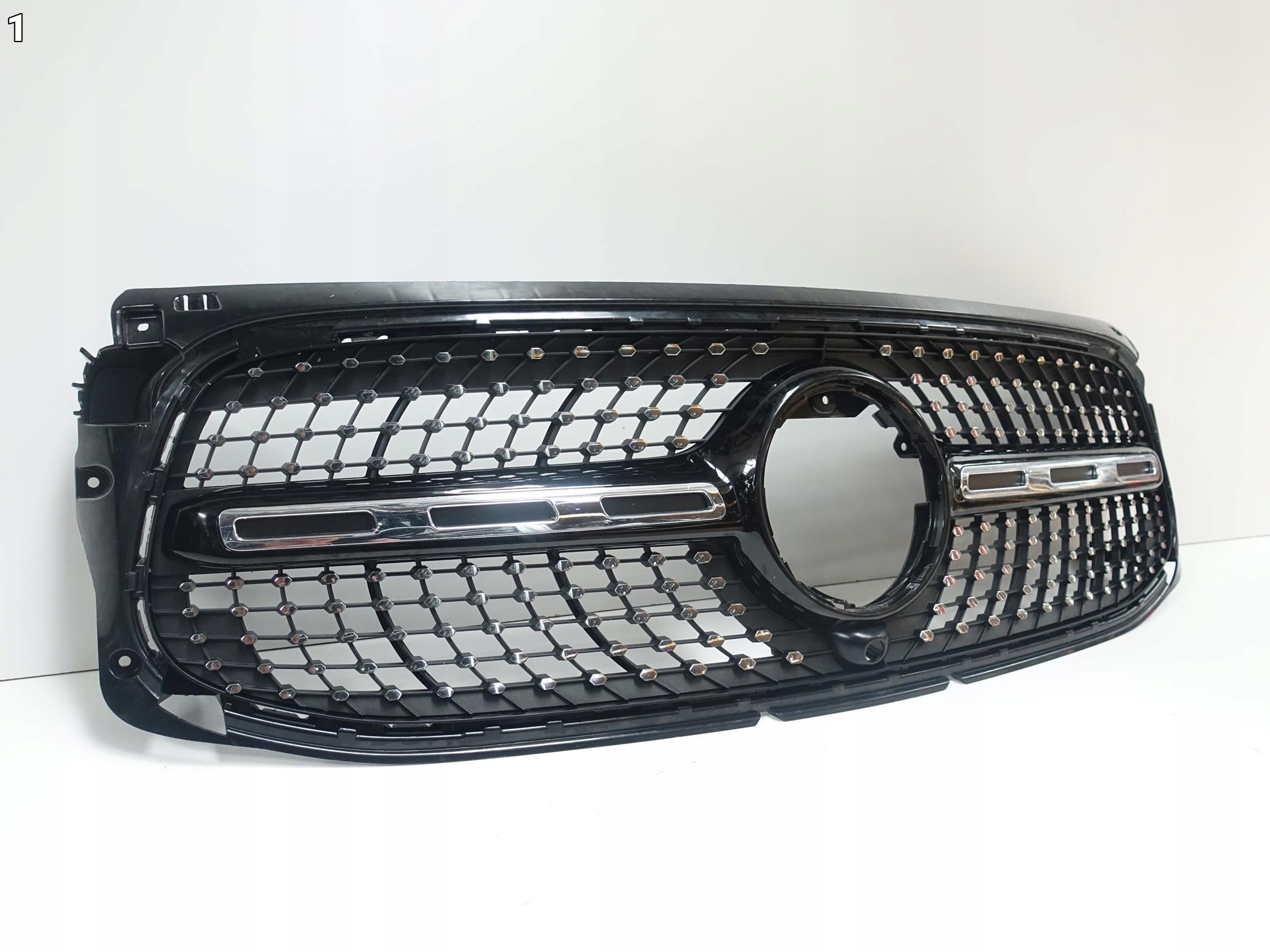 MERCEDES GLB X247 AMG 19- GRILL KAMERA NIGHT BLACK MERCEDES GLB X247 AMG 19- GRILL KAMERA NIGHT BLACK - obrazek 2