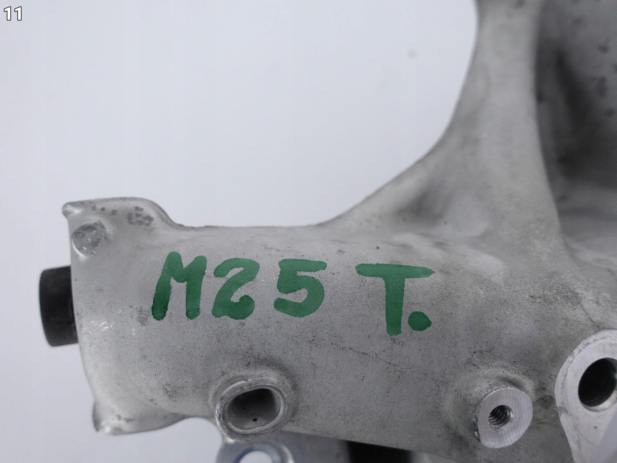 TESLA MODEL 3 17- ZWROTNICA PIASTA PRAWA TYŁ TESLA MODEL 3 17- ZWROTNICA PIASTA PRAWA TYŁ - obrazek 12